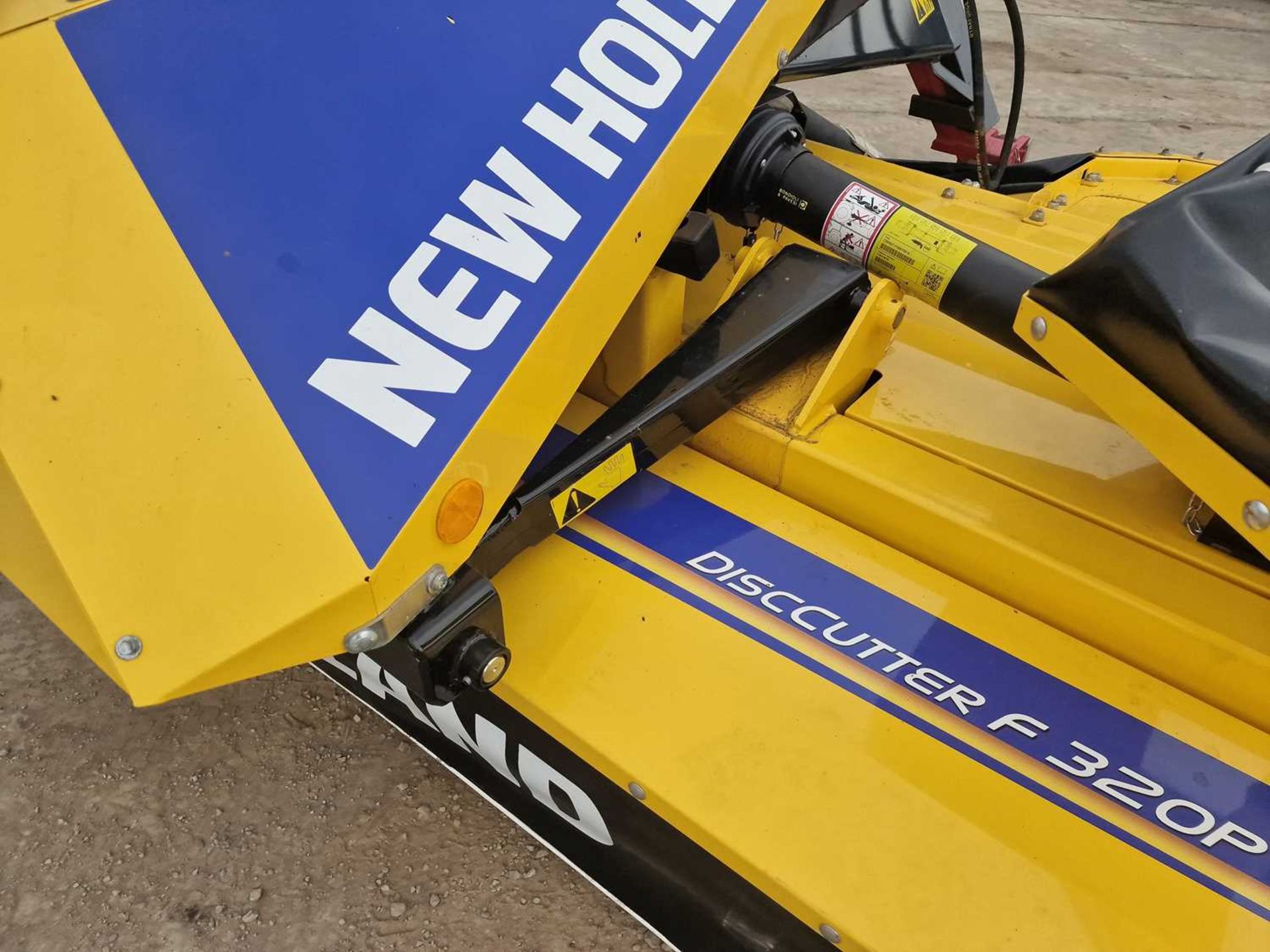 2020 New Holland Disc Cutter F320P PTO Driven Front Mounted Mower to suit 3 Point Linkage - Image 11 of 13