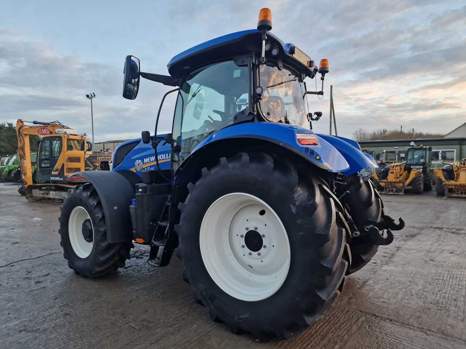 2020 New Holland T7.210 4WD Tractor, Front Linkage, Front Suspension, Cab Suspension, Air Brakes, 4  - Image 3 of 28