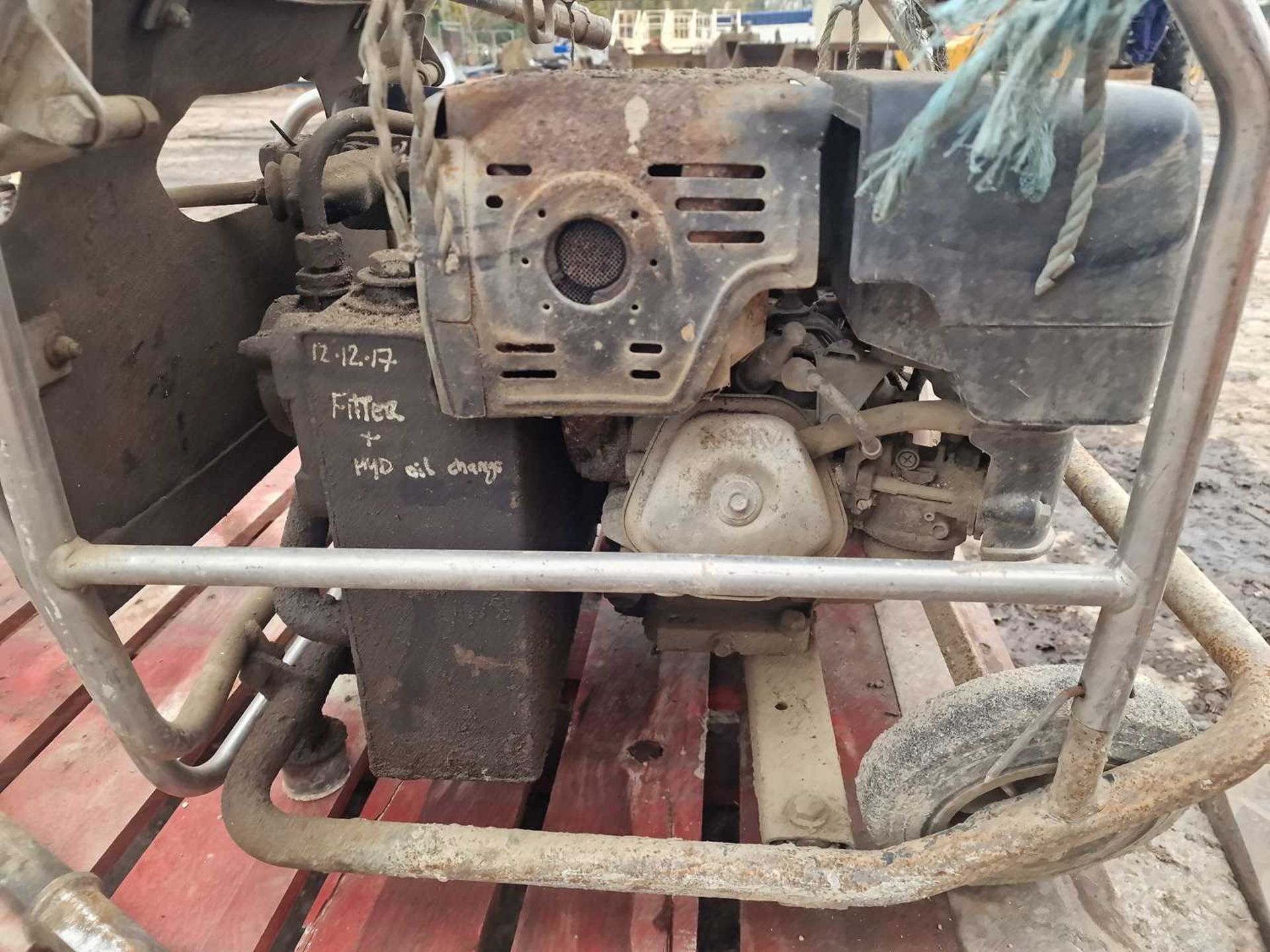 JCB Beaver Hydraulic Power Pack, Honda Engine,  with Jack Hammer - Image 7 of 9