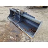 Unused Strickland 72" Grading Bucket 50mm Pin to suit 6-8 Ton Excavator (Pin Centre 36cm, Dipper Wid