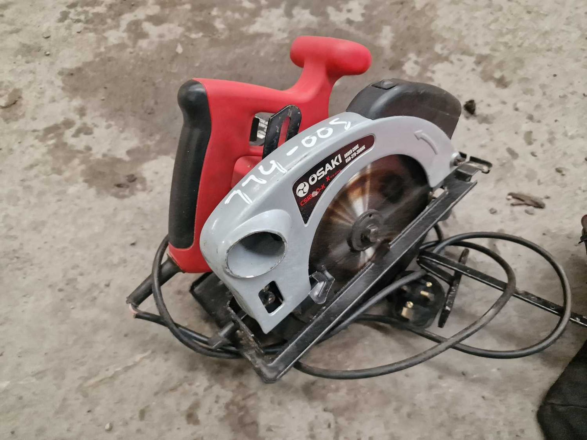 Osaki 240Volt Circular Saw