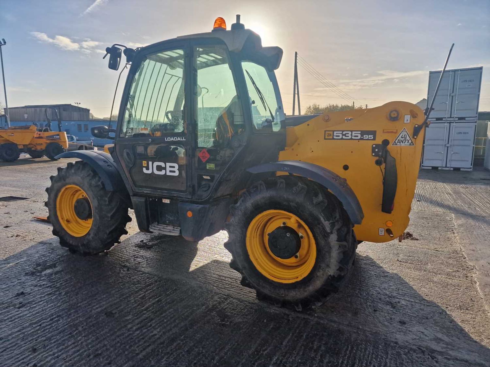 2016 JCB 535-95 Turbo Powershift Telehandler, Reverse Camera, WLI, Forks (EPA Compliant) - Image 27 of 72