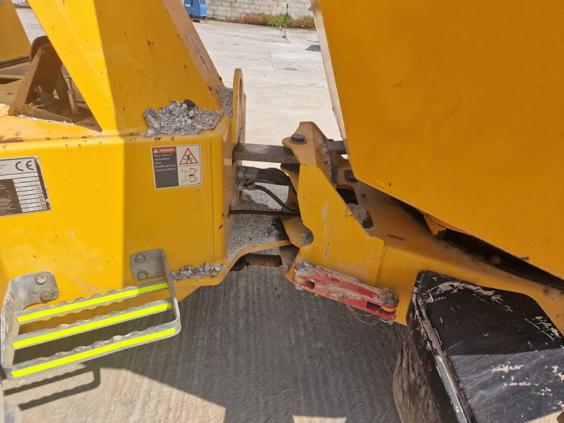 2019 Thwaites 3 Ton Swivel Skip Dumper, Folding Roll Bar - Image 12 of 48