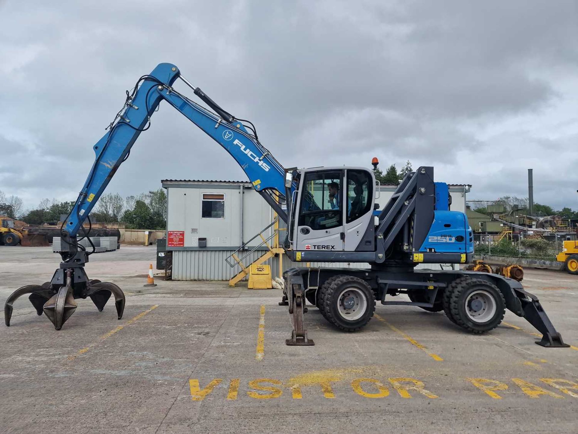 2016 Fuchs MHL250 Wheeled Material Handler, Stabilisers, Piped, Aux. Piping, Hi Rise Cab, Reverse Ca - Image 66 of 96