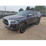 2021 Toyota Hilux Invincible 2.4 D-4D 4WD Crew Cab Pick Up, Auto, Sat Nav, Reverse Camera, Parking S