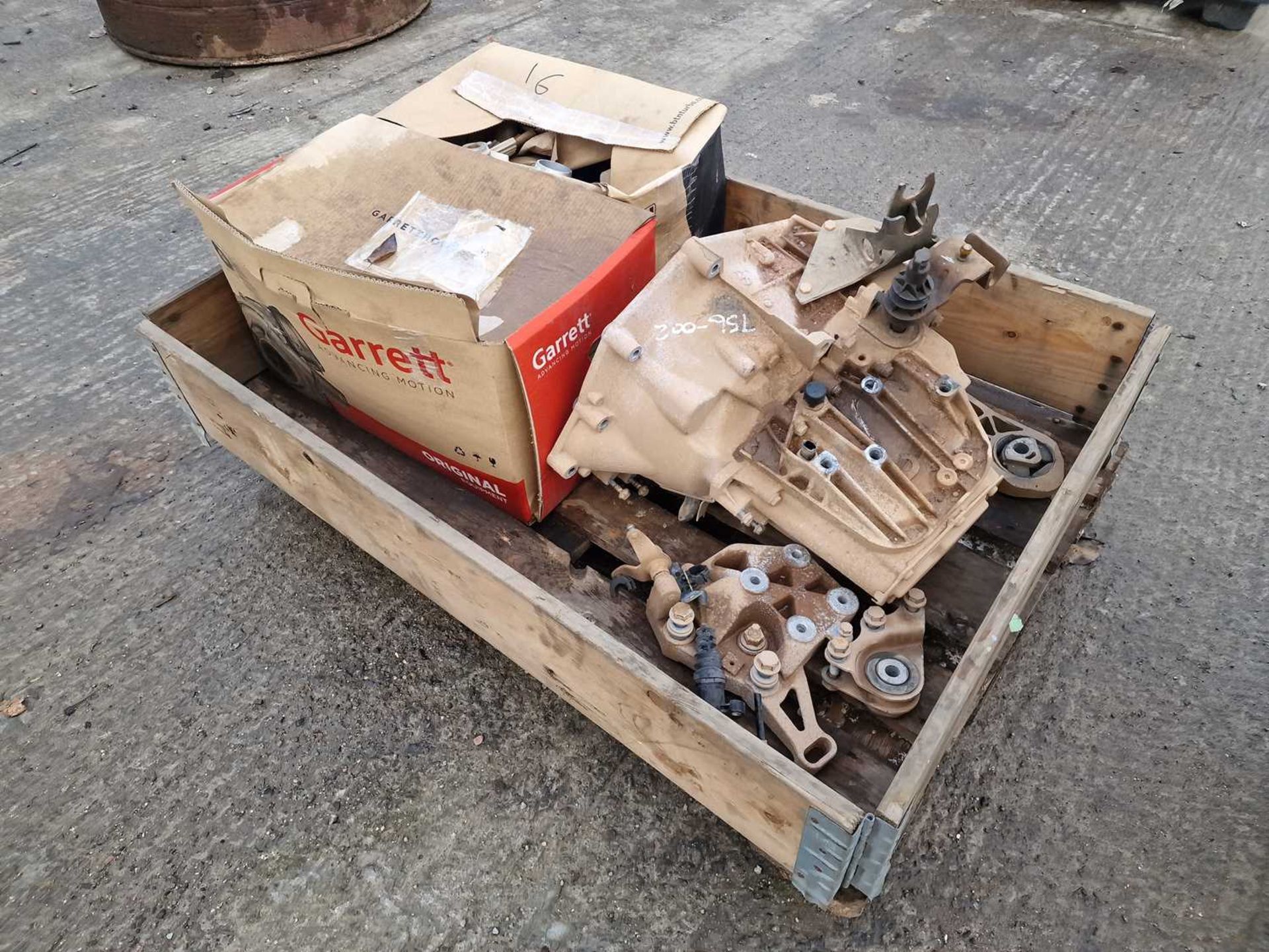 Pallet of Turbos & Gear Box