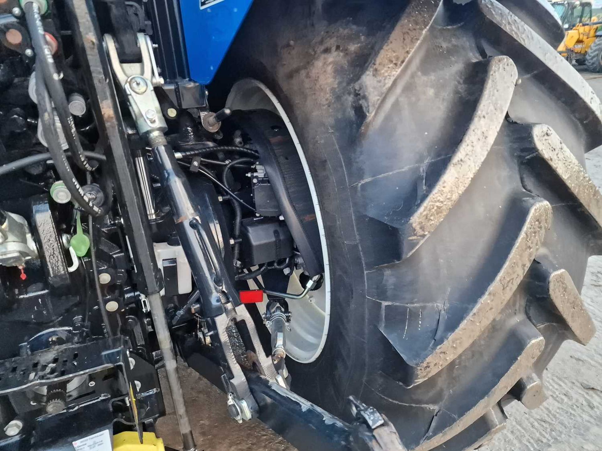 2020 New Holland T7.210 4WD Tractor, Front Linkage, Front Suspension, Cab Suspension, Air Brakes, 4  - Image 12 of 28