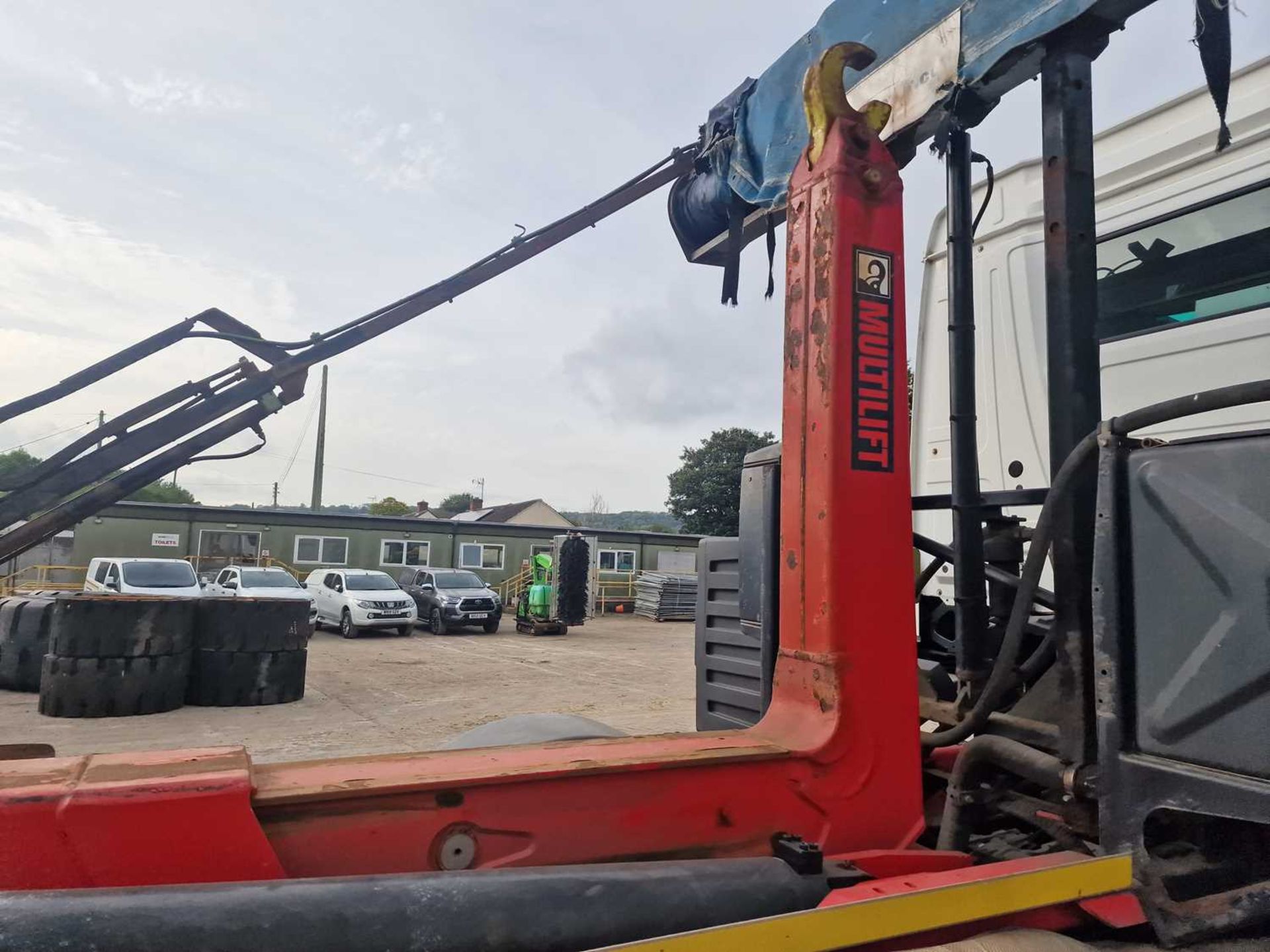 2017 Mercedes 8x4 Hook Loader Lorry, Multilift Equipment, Easy Sheet, Reverse Camera, A/C (Reg. Docs - Image 12 of 72