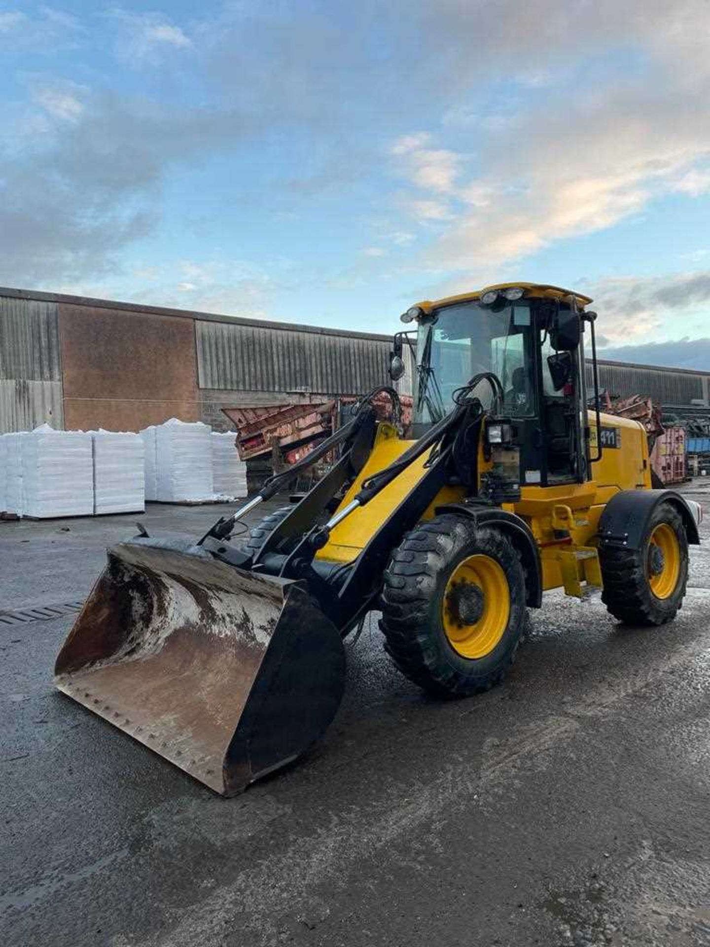 2008 JCB 411 Wheeled Loader