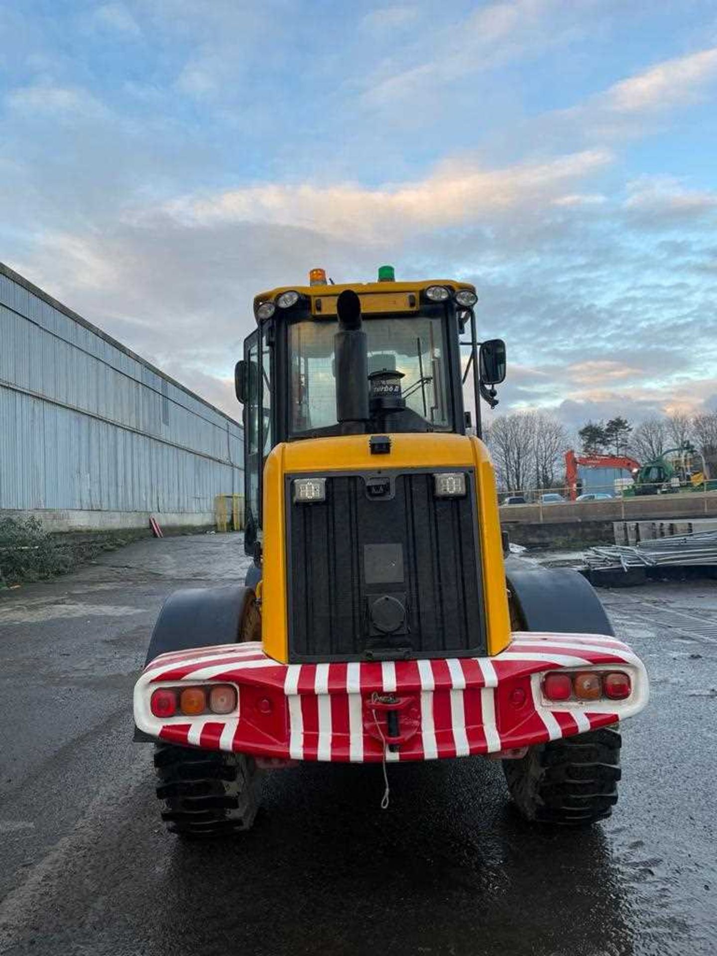 2008 JCB 411 Wheeled Loader - Image 4 of 30