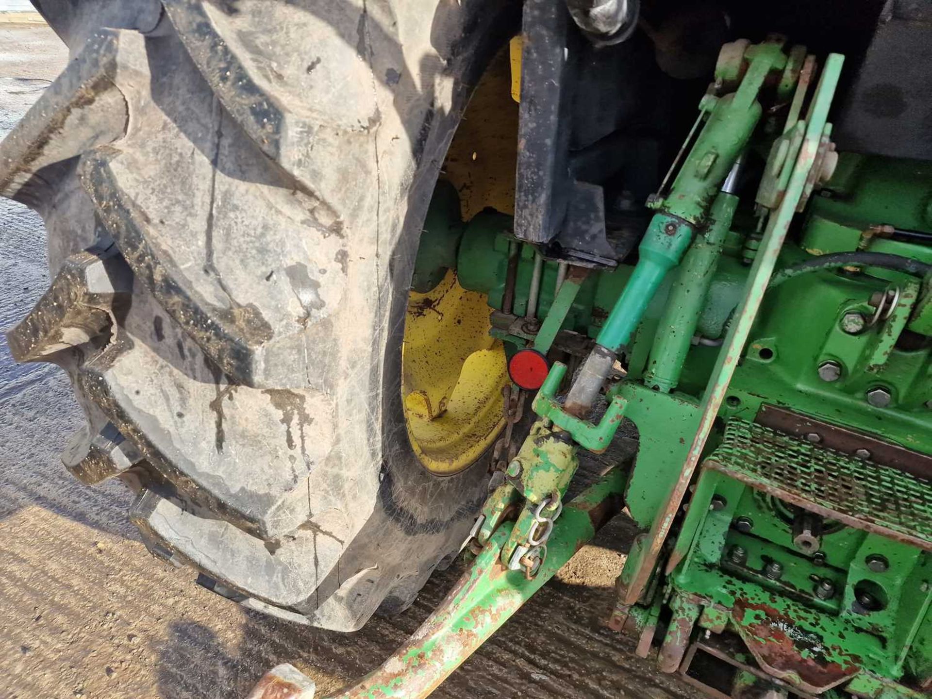 1989 John Deere 2850 4WD Tractor, Loader, 2 Spool Valves, Push Out Hitch (Reg. Docs. Available) - Image 42 of 52