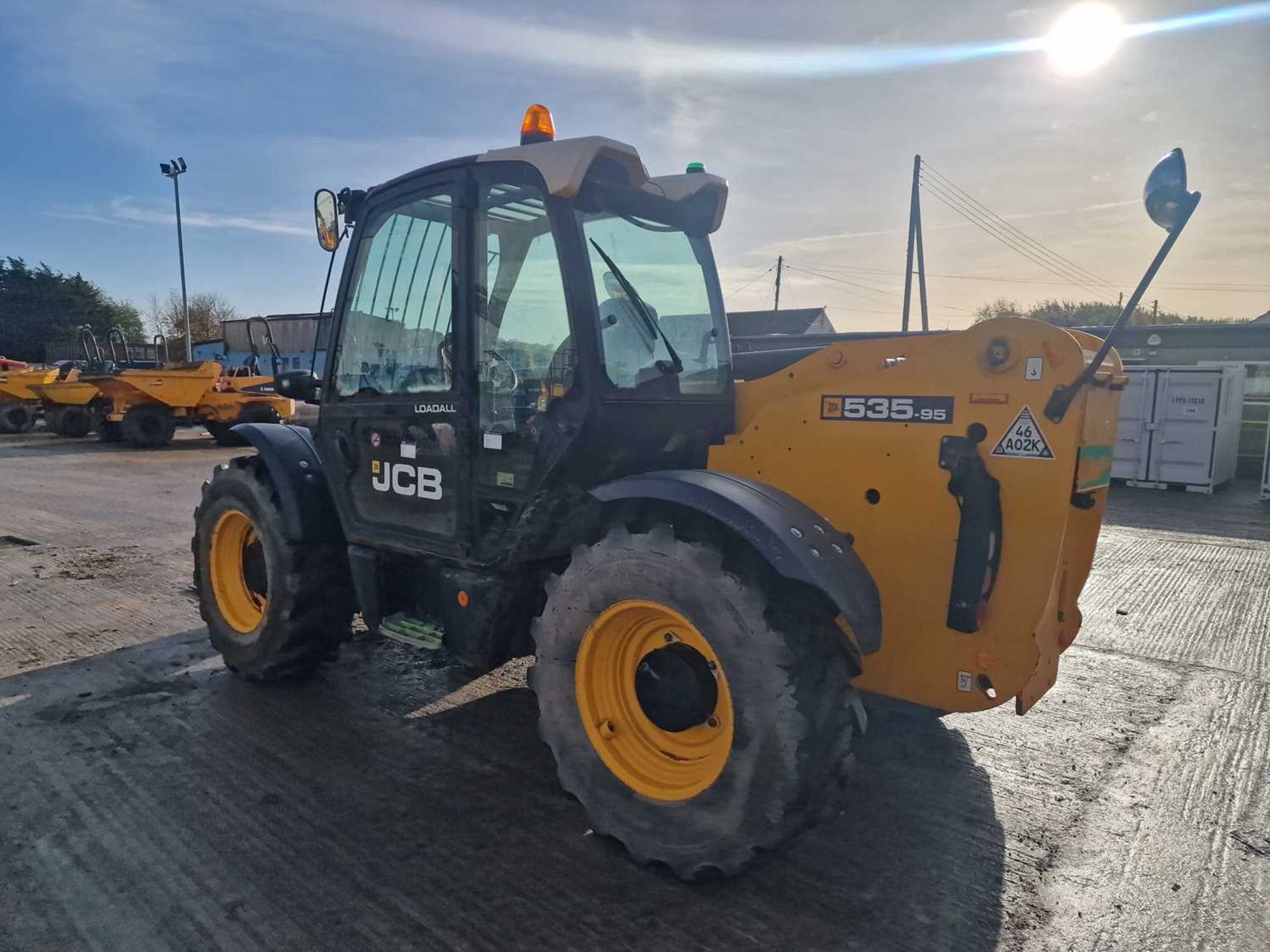 2016 JCB 535-95 Turbo Powershift Telehandler, Reverse Camera, WLI, Forks (EPA Compliant) - Image 3 of 25