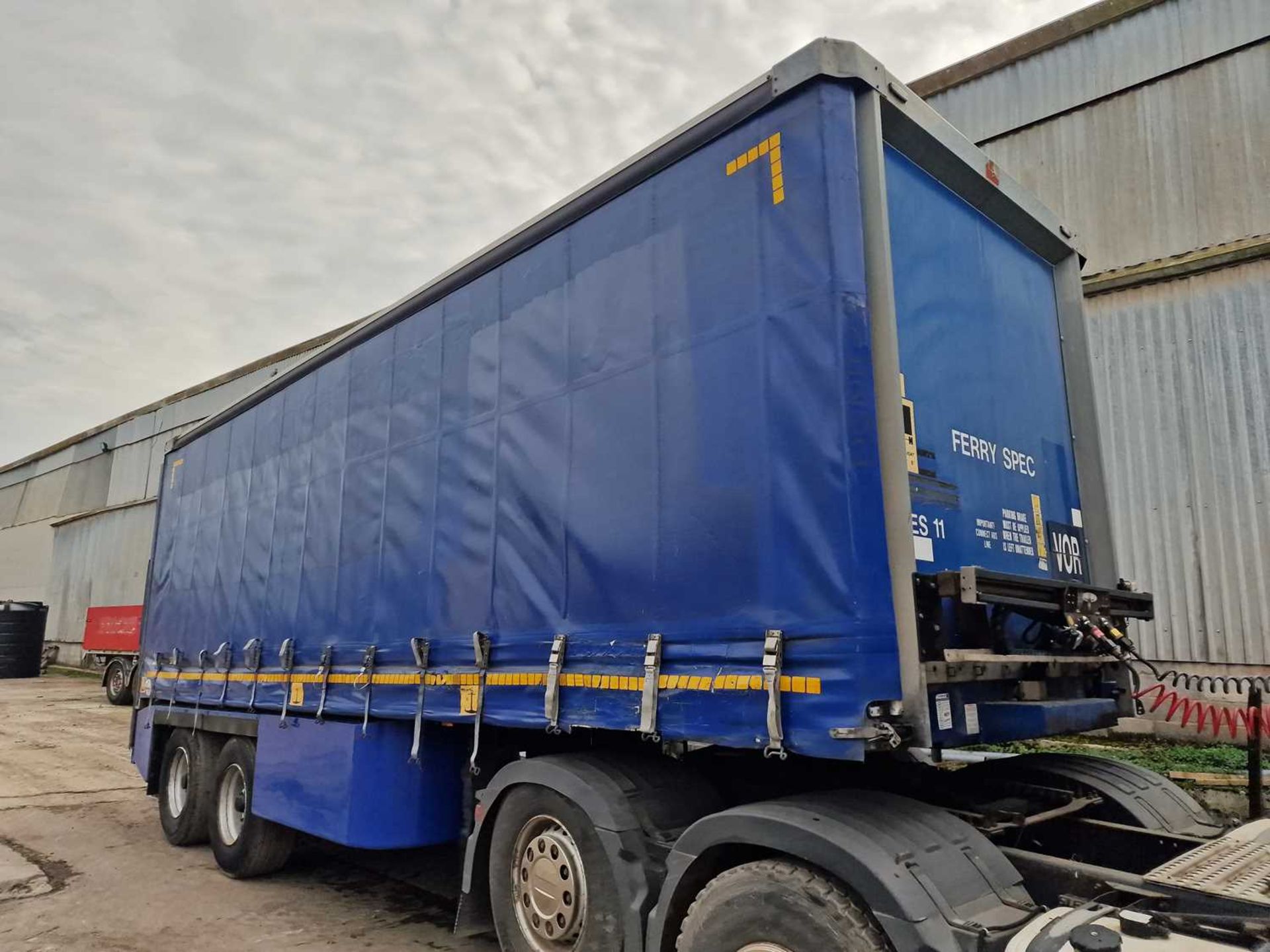 2011 SDC Twin Axle Urban Curtainsider Trailer, DHollandia Tail Lift - Image 4 of 15