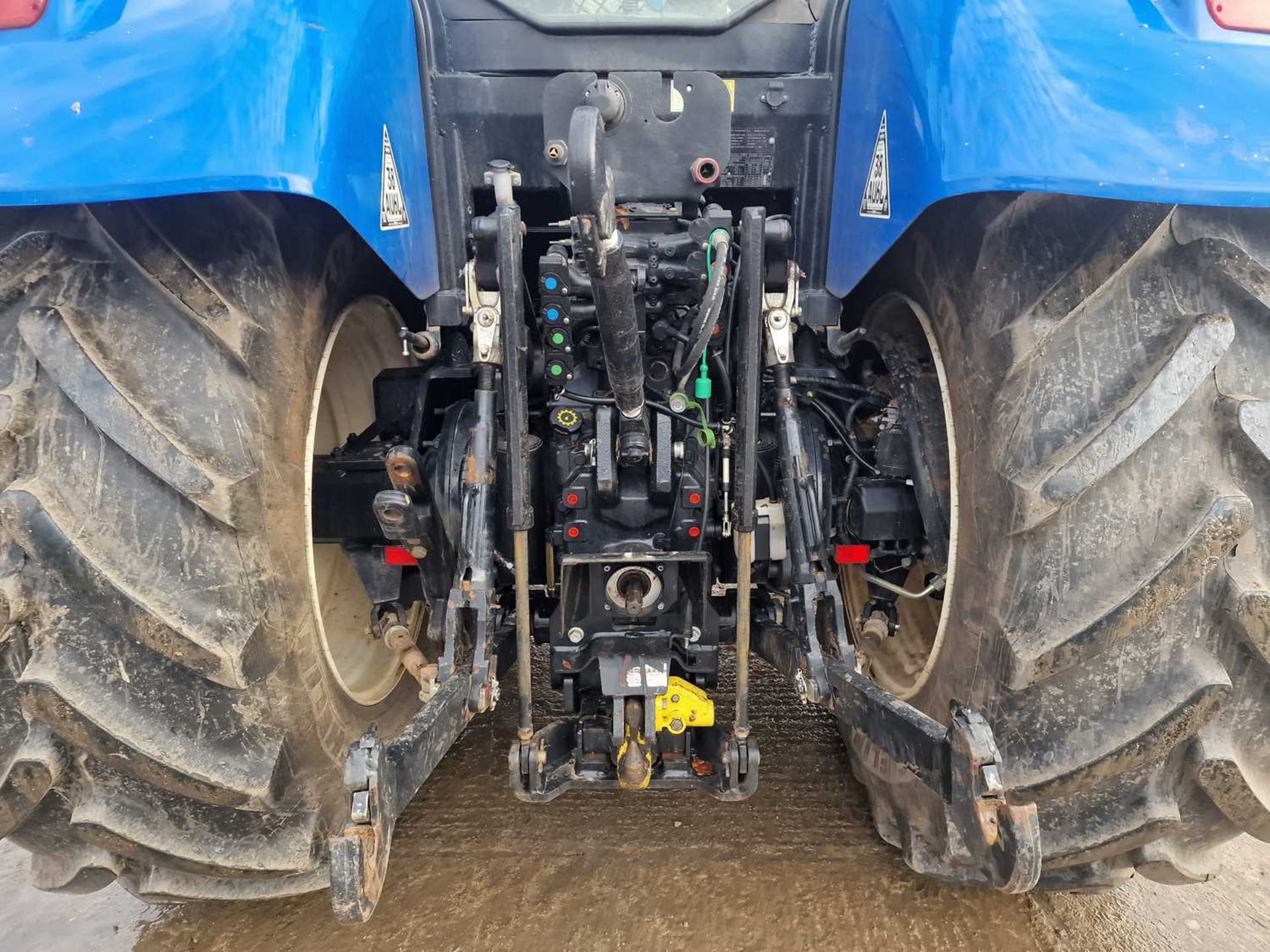 2019 New Holland T7.190 4WD Tractor, Front Suspension, Cab Suspension, Air Brakes, 4 Spool Valves, P - Image 10 of 27