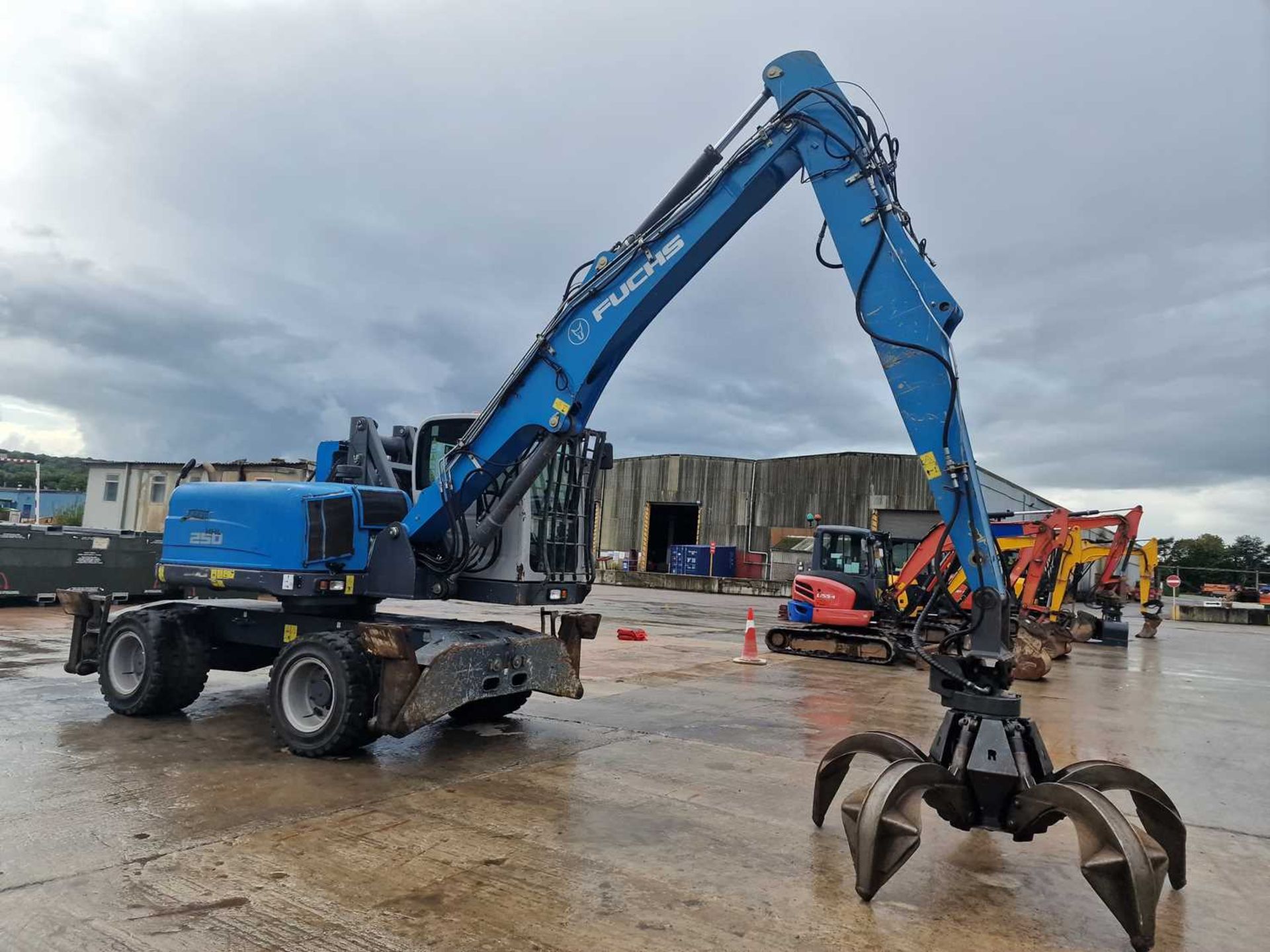 2016 Fuchs MHL250 Wheeled Material Handler, Stabilisers, Piped, Aux. Piping, Hi Rise Cab, Reverse Ca - Image 73 of 96