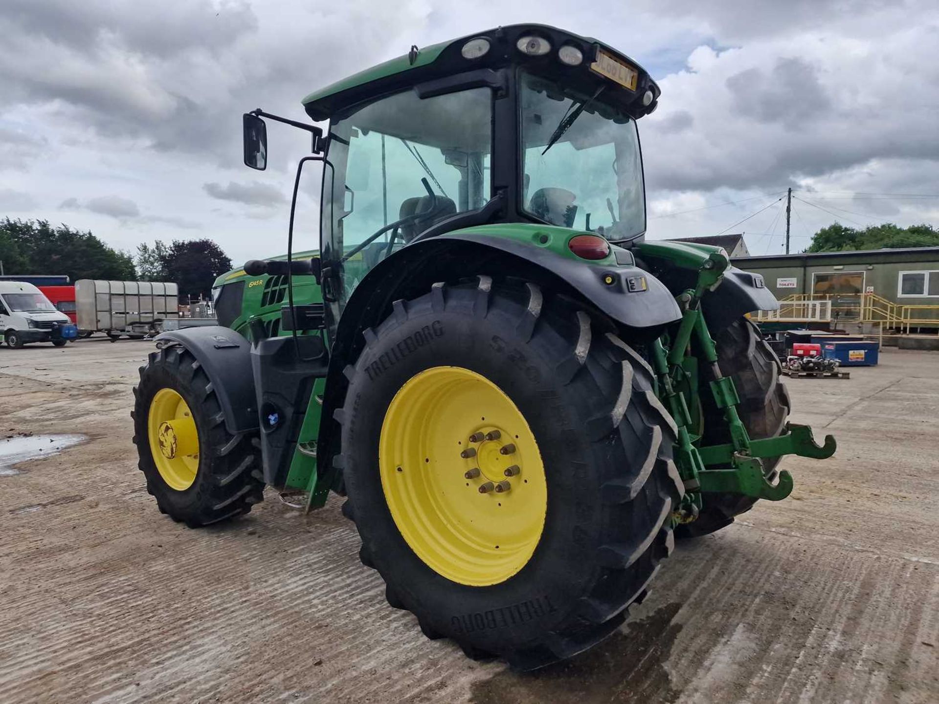 2016 John Deere 6145R Auto Quad, 4WD Tractor, 50k, TLS, Cab Suspension, Air Brakes, 3 Spool Valves,  - Image 3 of 25