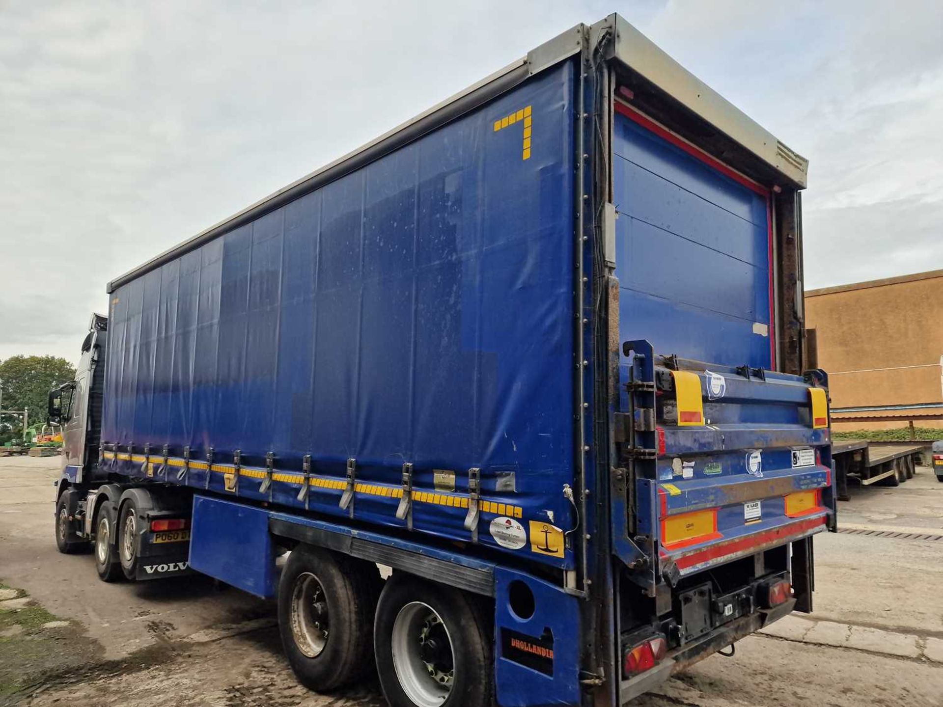 2011 SDC Twin Axle Urban Curtainsider Trailer, DHollandia Tail Lift - Image 2 of 15