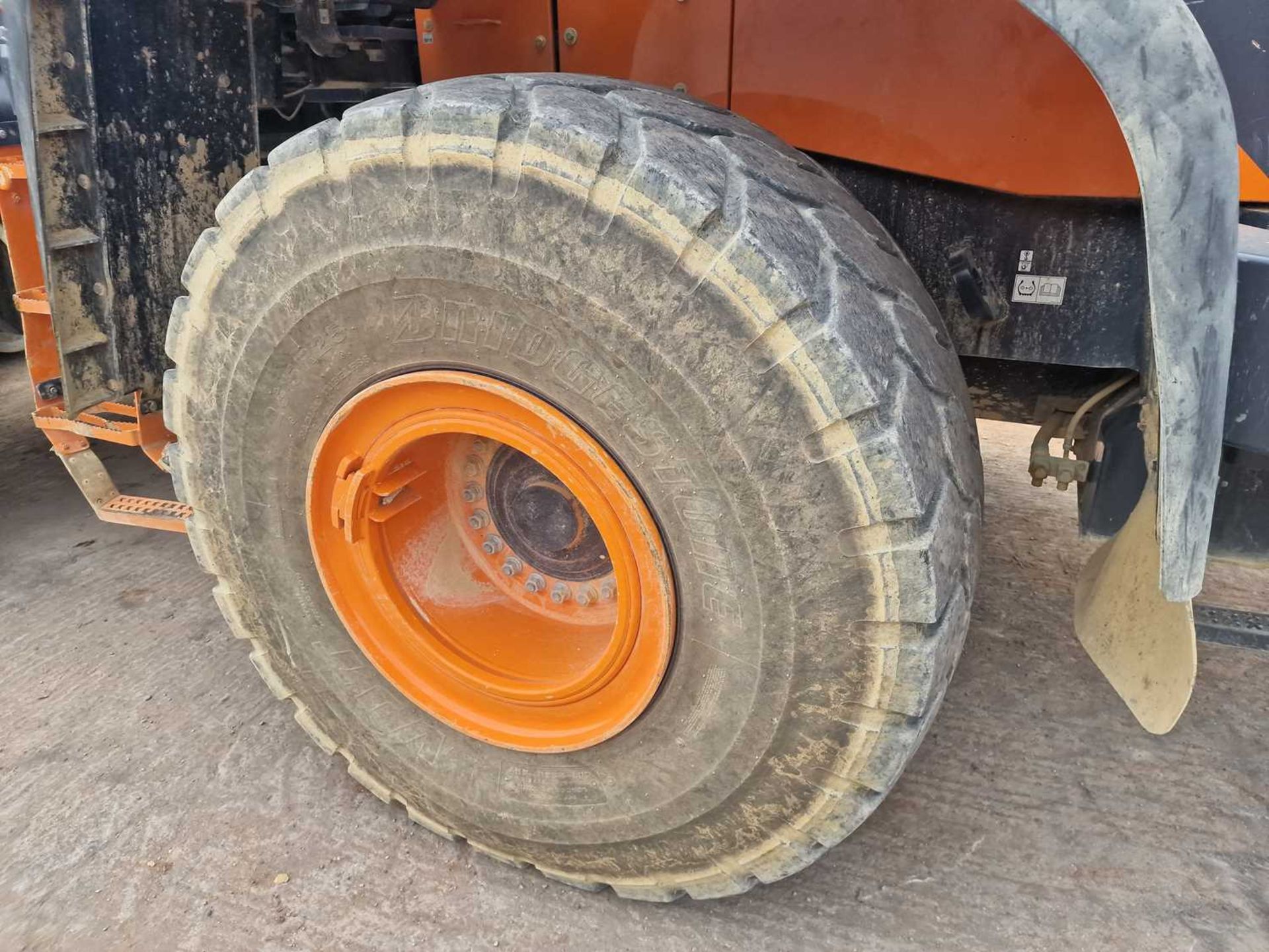 2021 Doosan DL420-7 Wheeled Loader, Reverse Camera, Joystick Controls, Auto Lube, WLI, A/C - Image 44 of 54