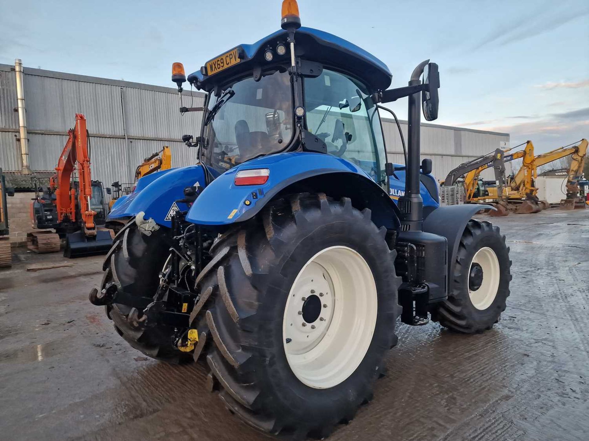 2020 New Holland T7.210 4WD Tractor, Front Linkage, Front Suspension, Cab Suspension, Air Brakes, 4  - Image 5 of 28