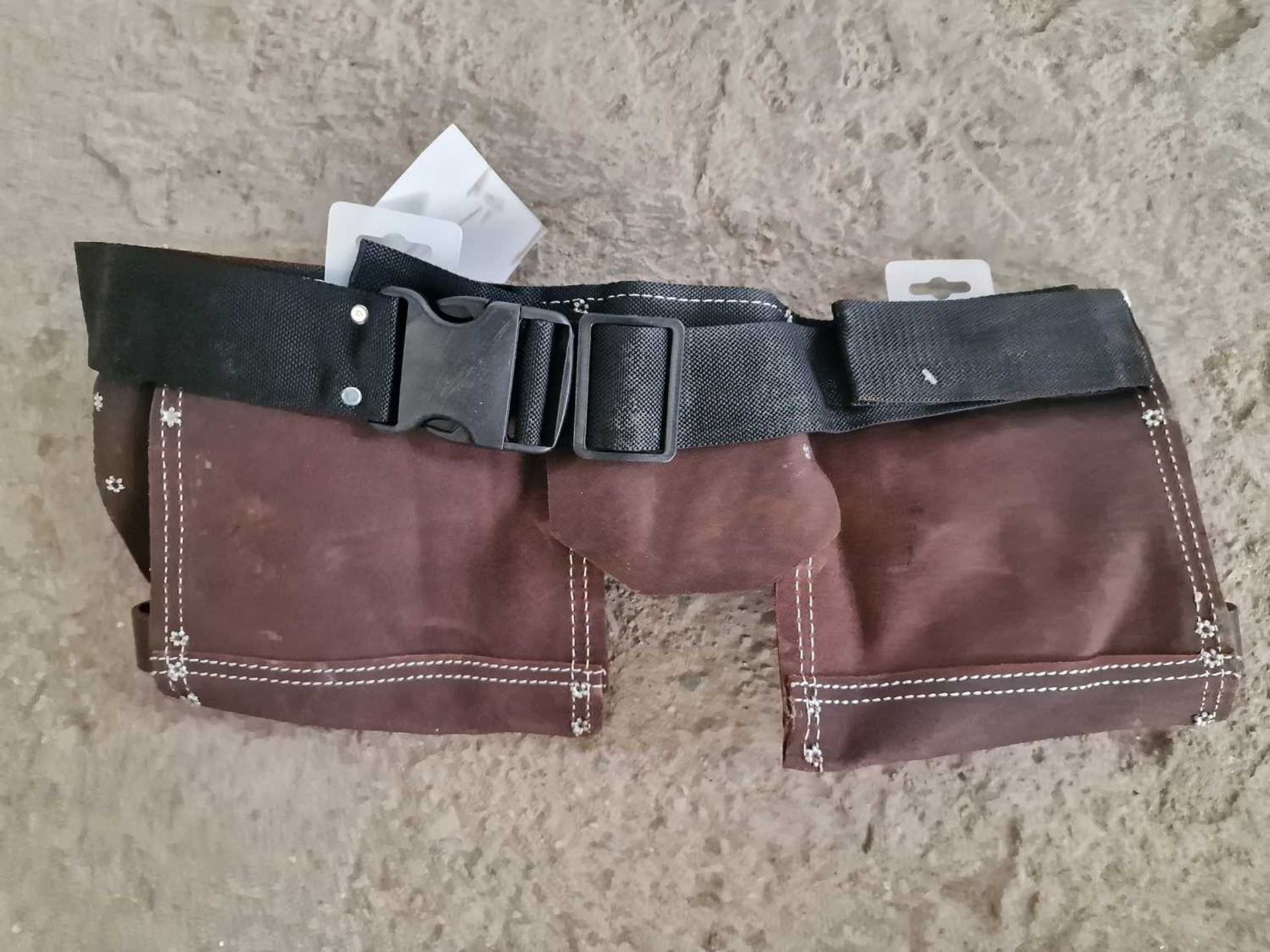 Marksman 10 Pocket Leather Tool Belt - Image 3 of 4