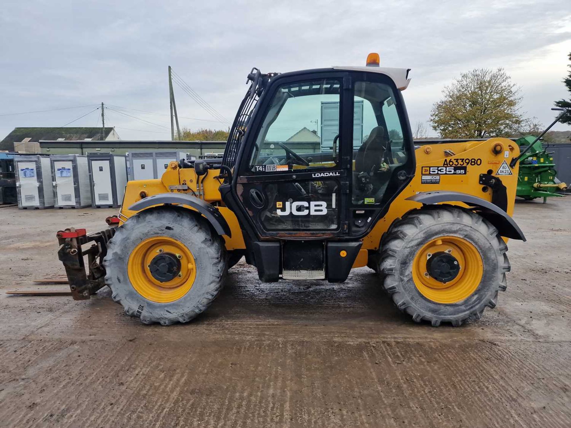 2014 JCB 535-95 Turbo Powershift Telehandler, Reverse Camera, WLI, Forks (EPA Compliant) - Image 2 of 46