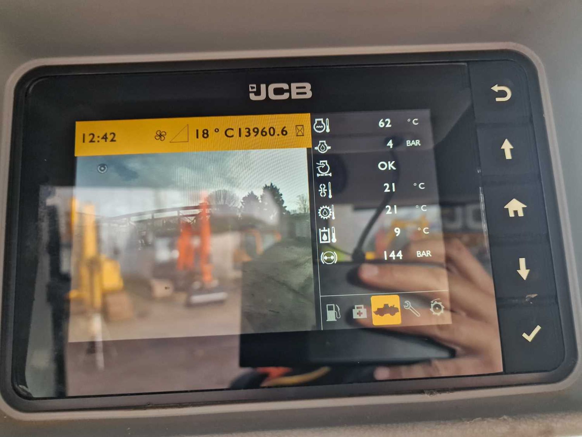 JCB 437 Wheeled Loader, High Lift Boom, QH, Reverse Camera, A/C - Image 23 of 27