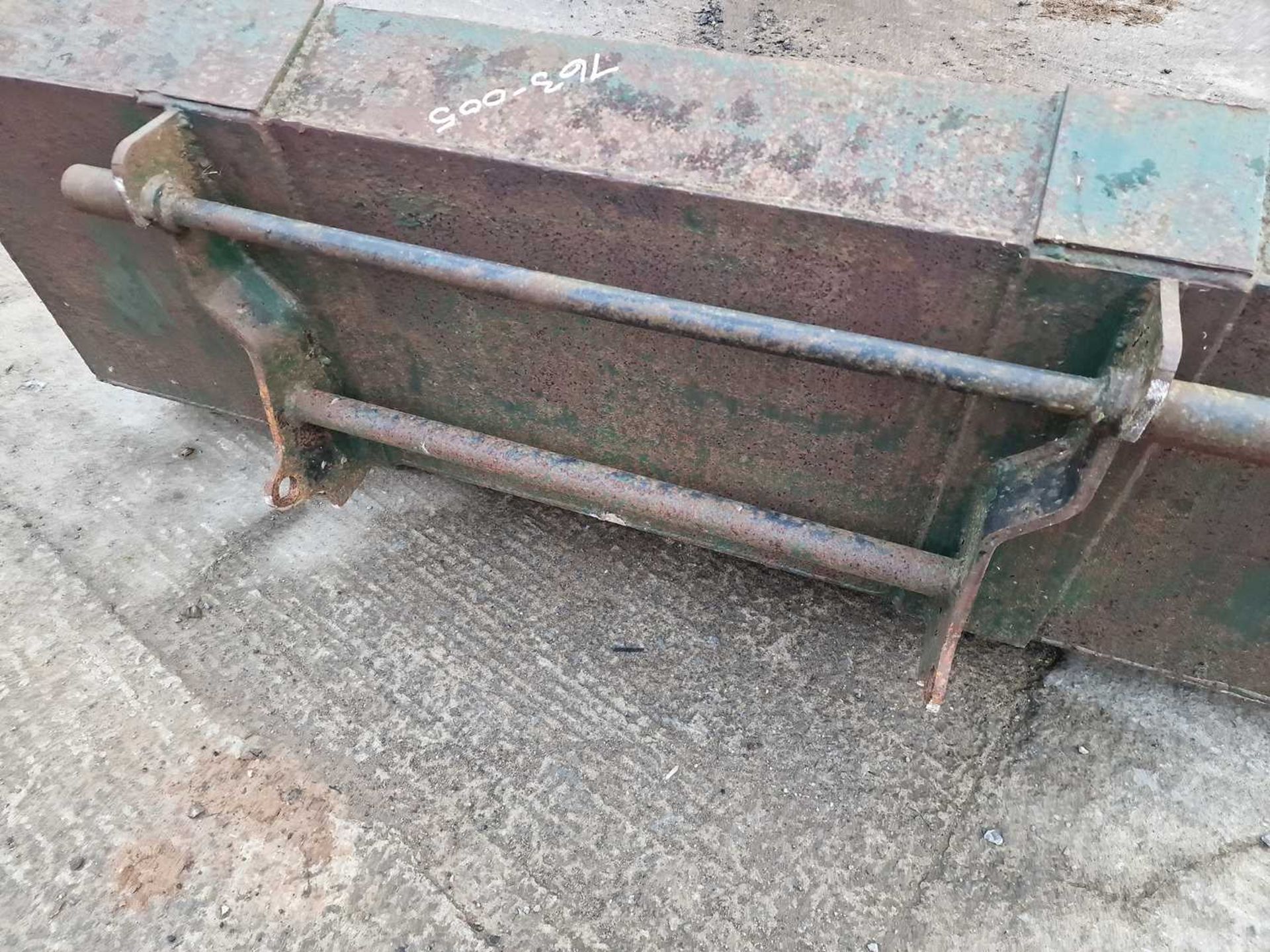 72" Loading Bucket to suit Manitou Telehandler - Image 6 of 6