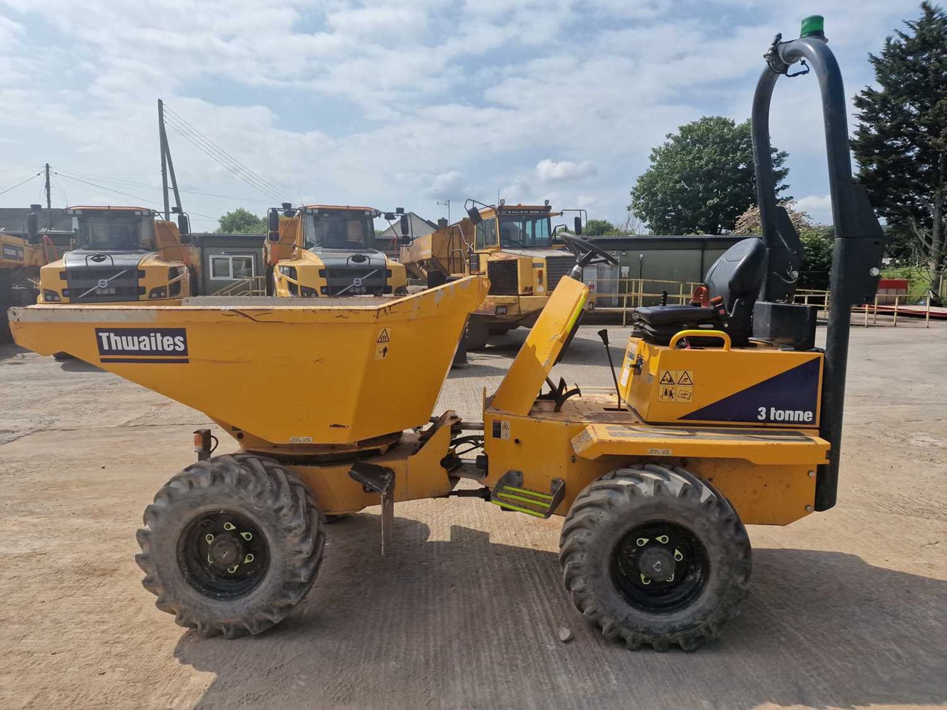 2019 Thwaites 3 Ton Swivel Skip Dumper, Folding Roll Bar - Image 2 of 48