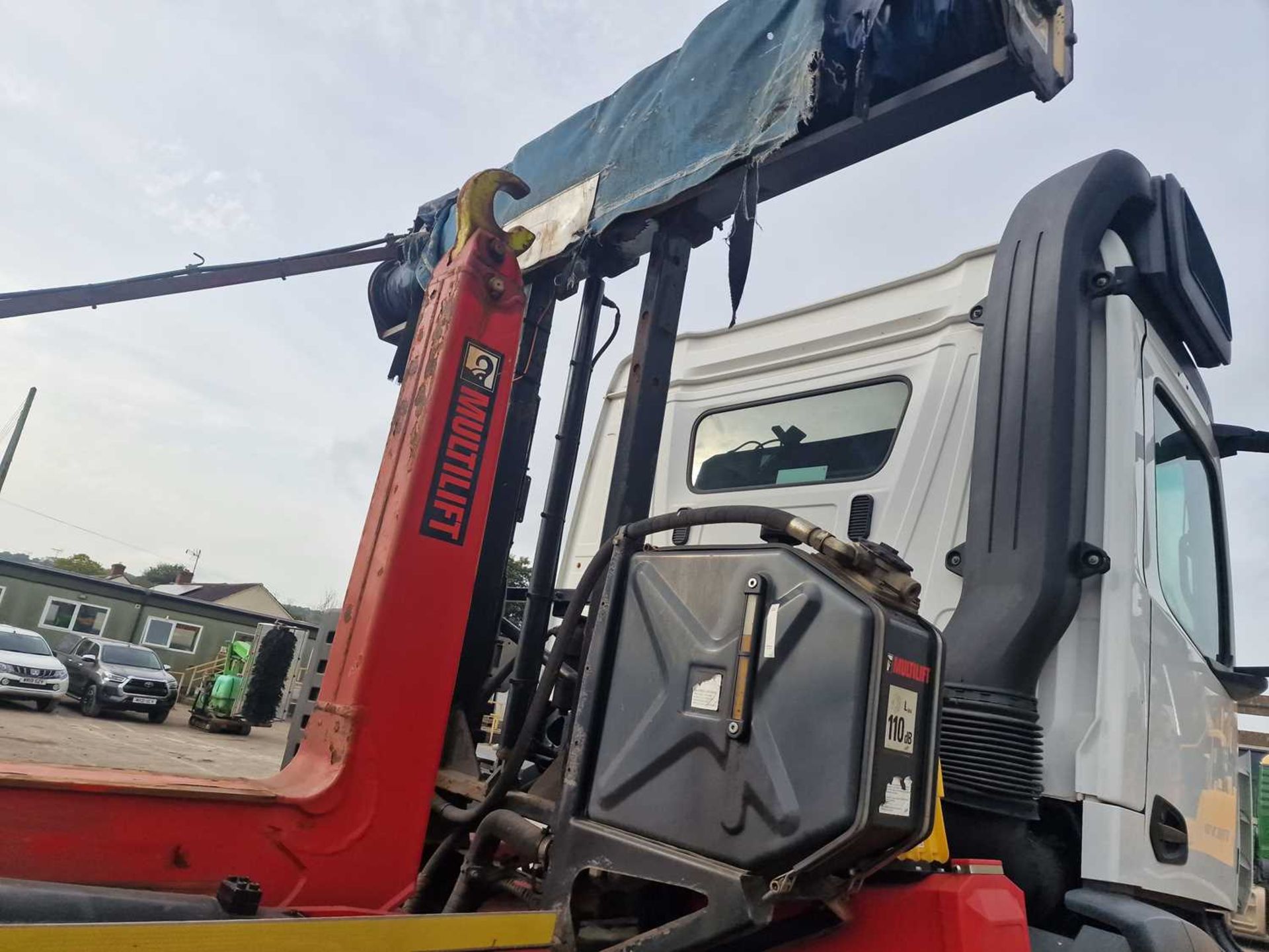 2017 Mercedes 8x4 Hook Loader Lorry, Multilift Equipment, Easy Sheet, Reverse Camera, A/C (Reg. Docs - Image 34 of 72