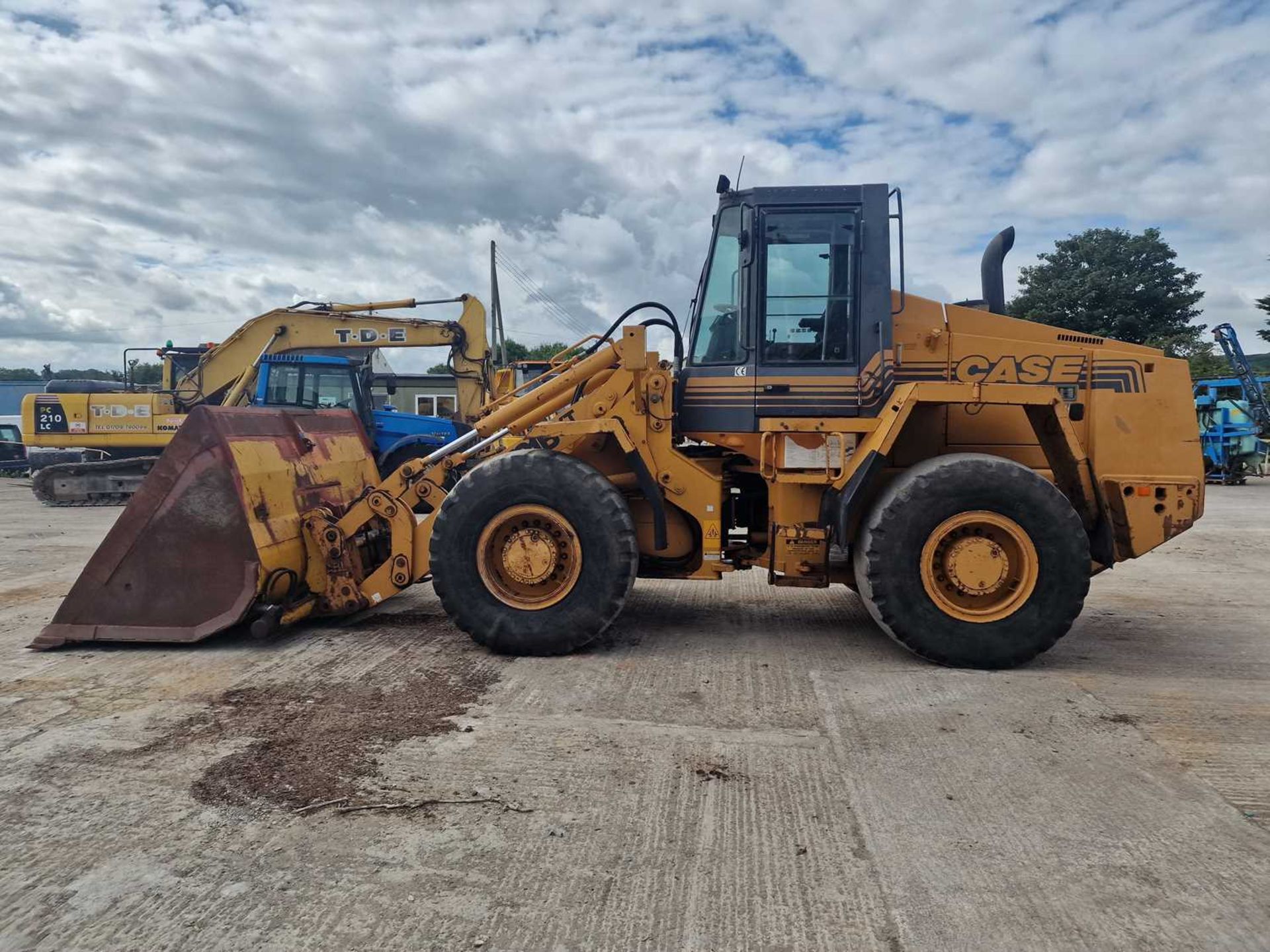 1997 Case 721B Wheeled Loader, Hi Tip Bucket, QH, A/C - Image 2 of 26