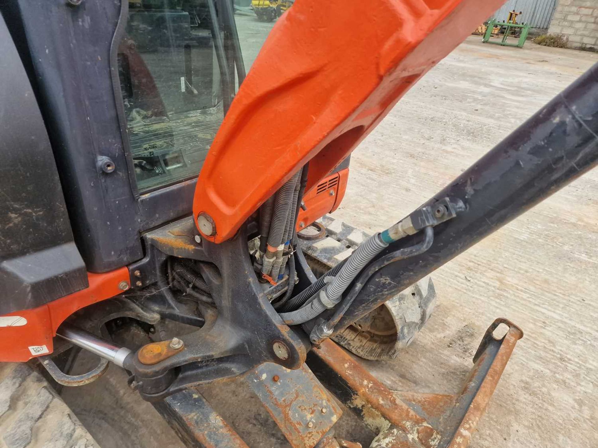 2016 Kubota U27-4 Rubber Tracks, Blade, Offset, Strickland Manual QH, Piped, 48", 24", 18" Bucket - Image 14 of 70