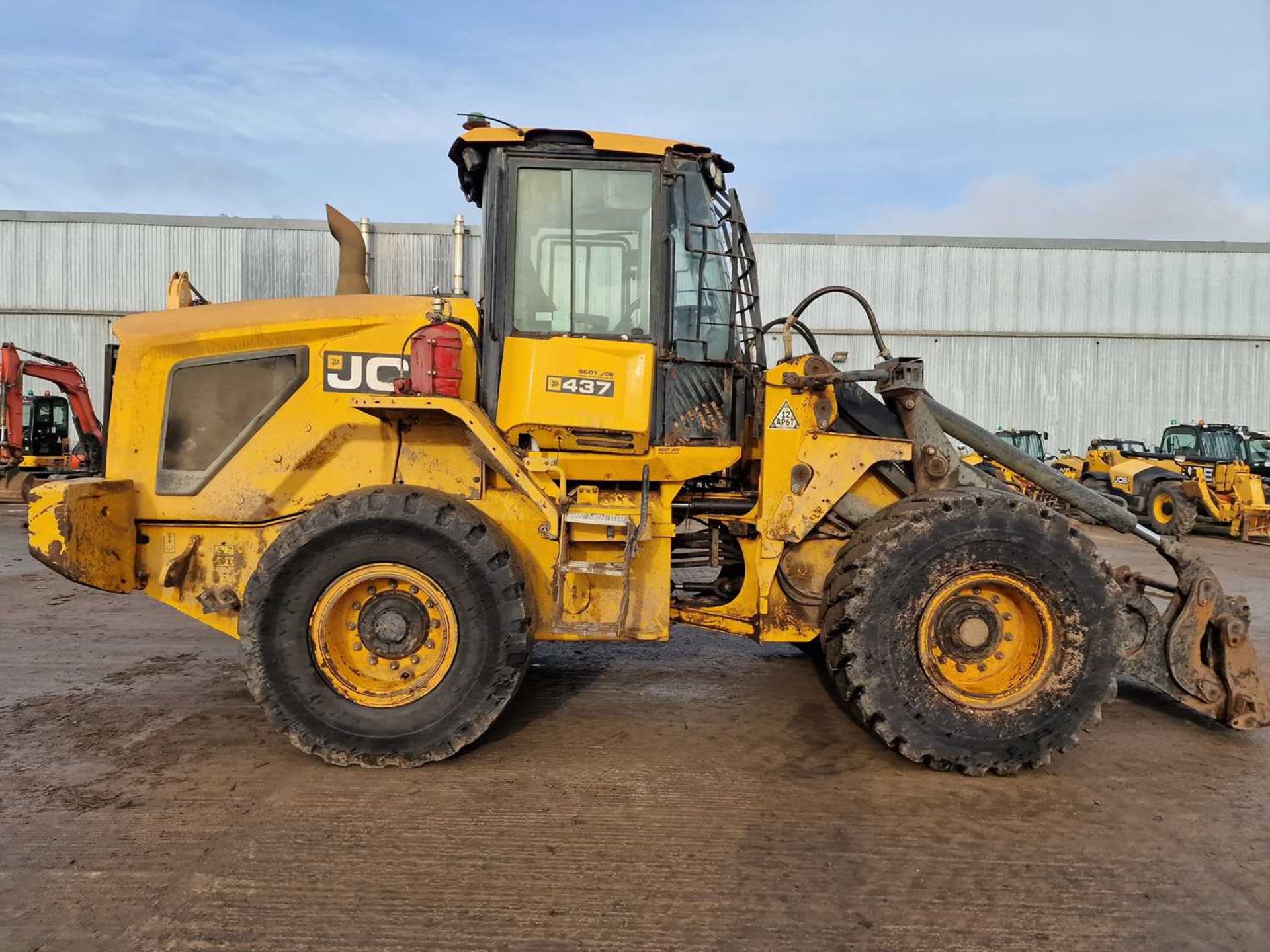 JCB 437 Wheeled Loader, High Lift Boom, QH, Reverse Camera, A/C - Image 6 of 27