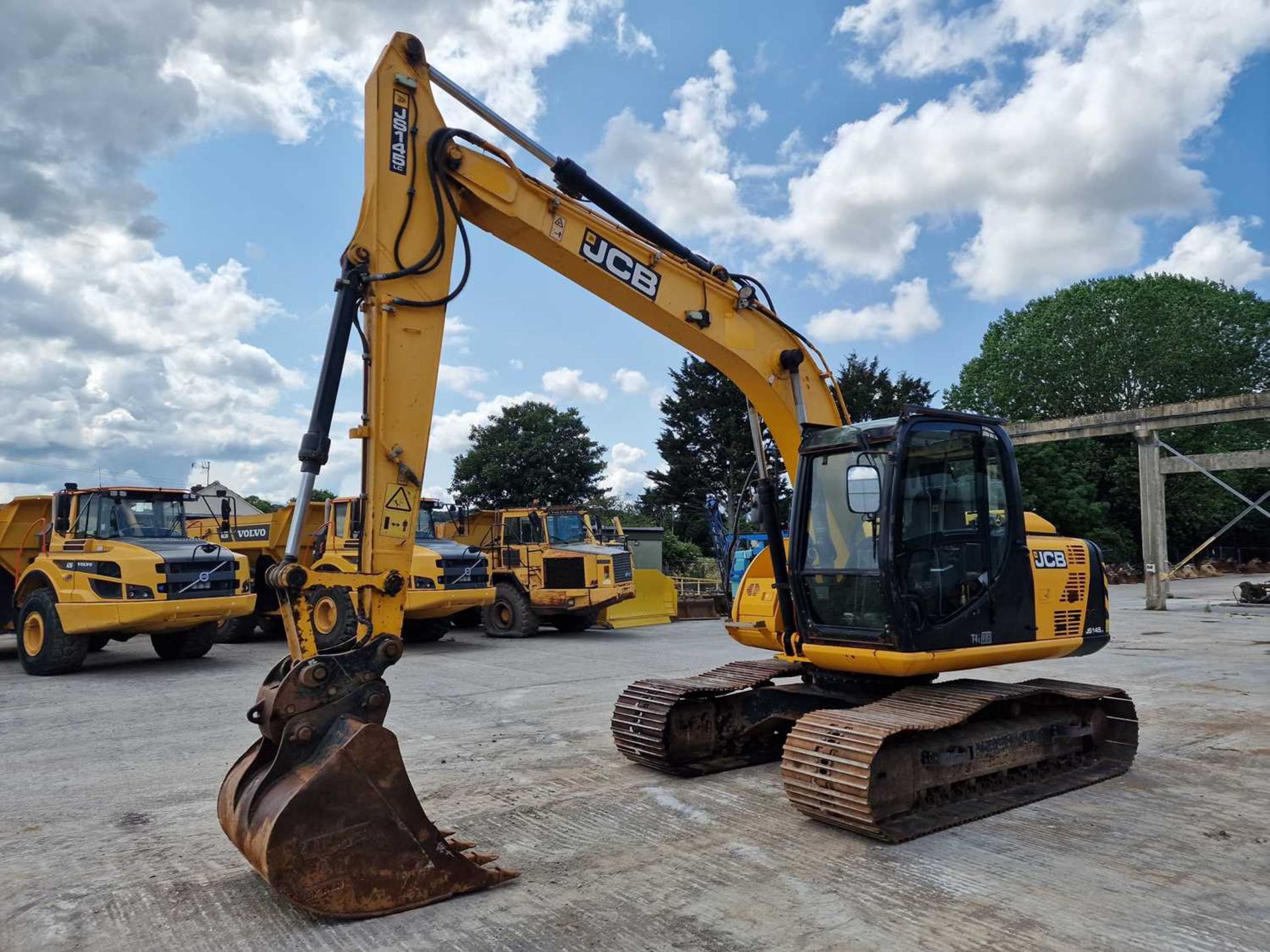 2014 JCB JS145LC 700mm Steel Tracks, CV, Hydraulic QH, Piped, Reverse Camera, A/C, 36" Bucket (EPA C