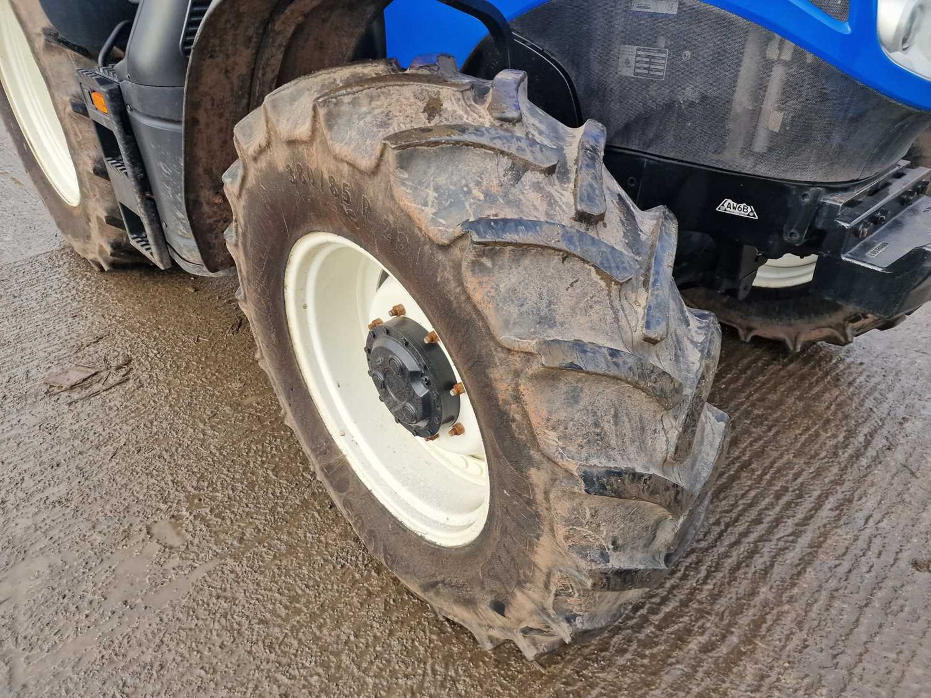2019 New Holland T6.180 4WD Tractor, Cab Suspension, 3 Spool Valves, Push Out Hitch, A/C - Image 9 of 28