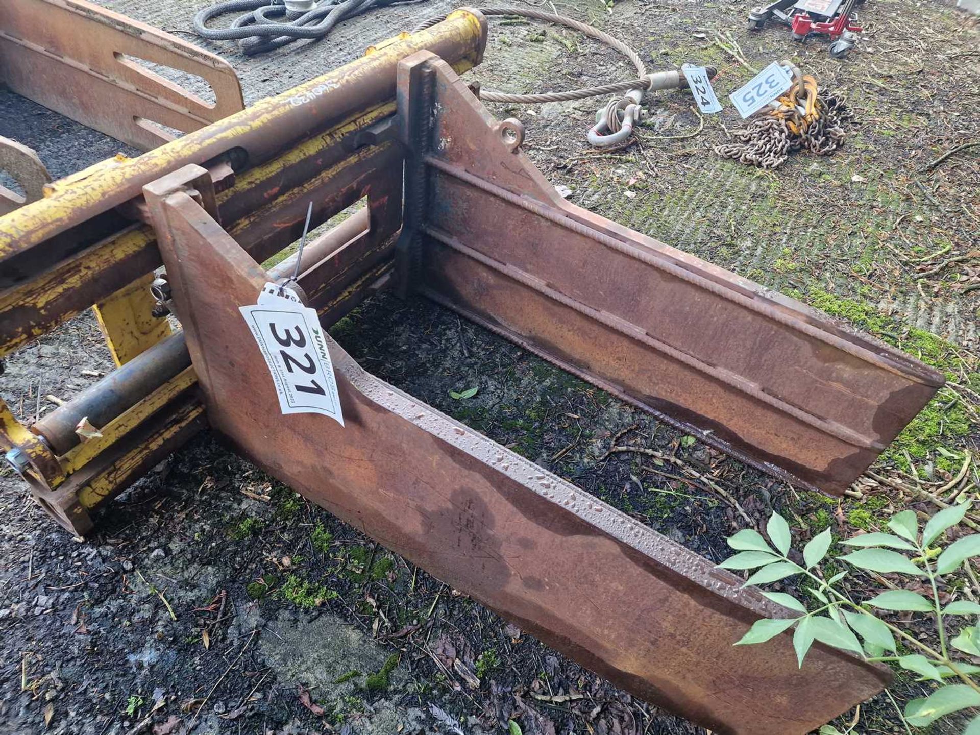 Hydraulic Bale Grab to suit Forklift - Image 4 of 6