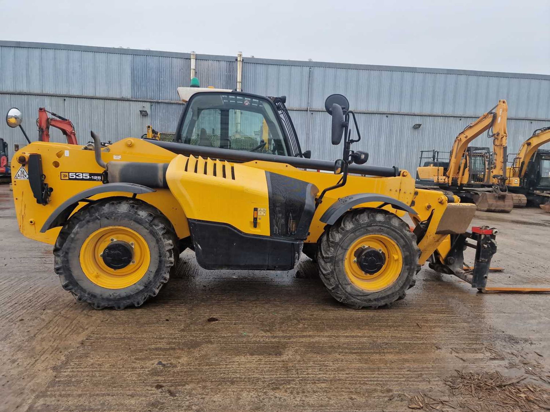 2016 JCB 535-125 Hi Viz Turbo Powershift Telehandler, Reverse Camera, WLI, A/C (EPA Compliant) - Image 6 of 48