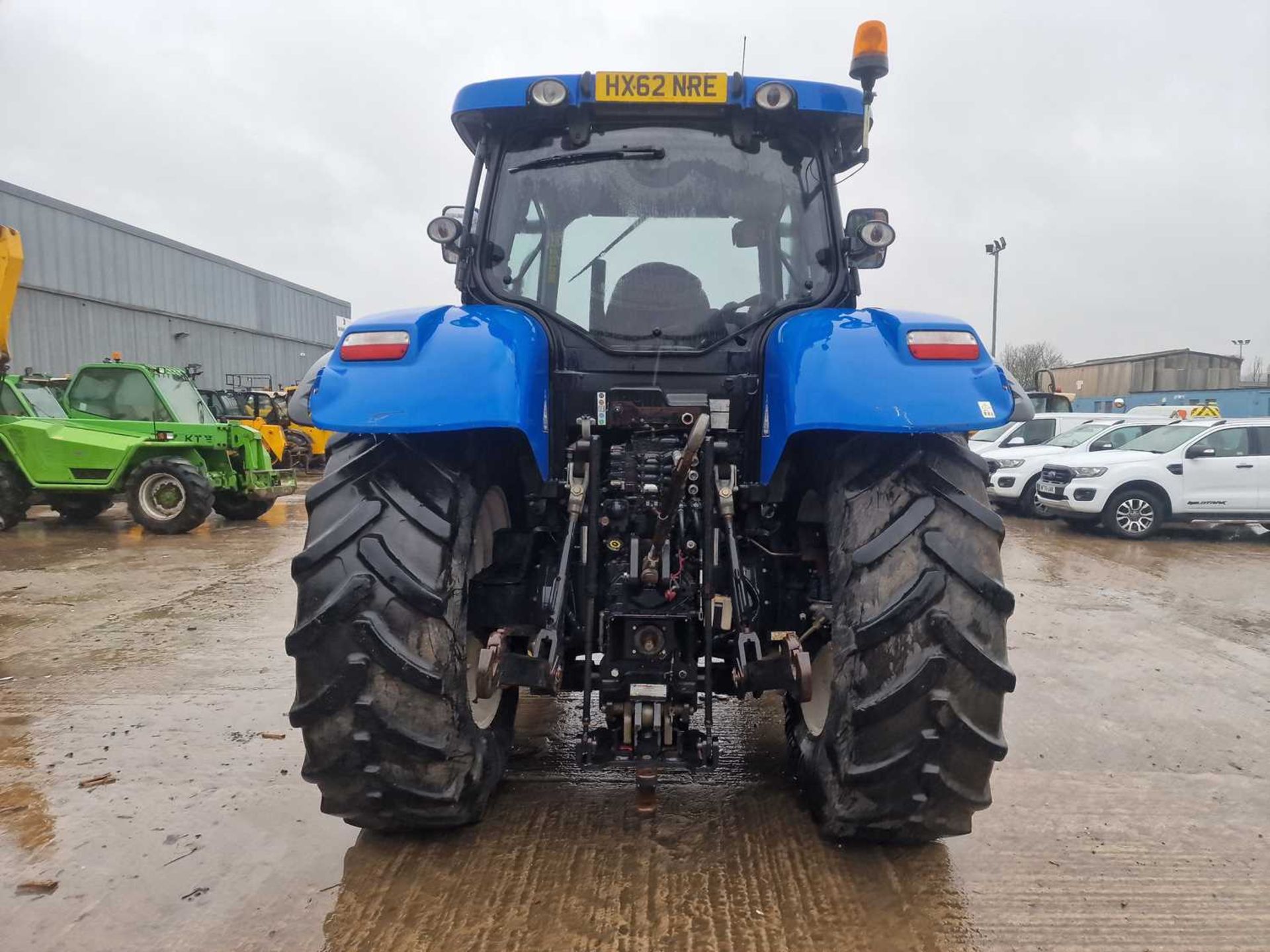 2013 New Holland T7.210 4WD Tractor, Front Suspension, Cab Suspension, Air Brakes, 3 Spool Valves, P - Image 4 of 27