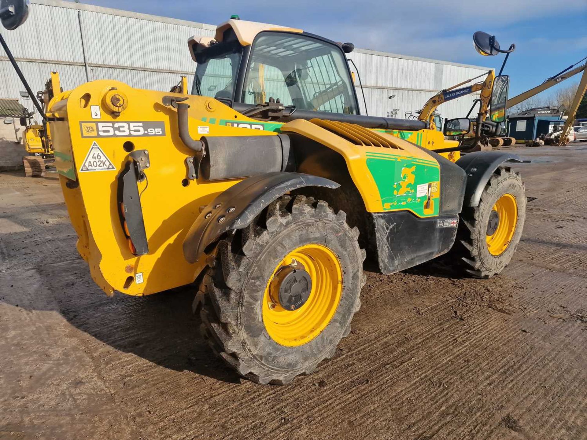 2016 JCB 535-95 Turbo Powershift Telehandler, Reverse Camera, WLI, Forks (EPA Compliant) - Image 5 of 25