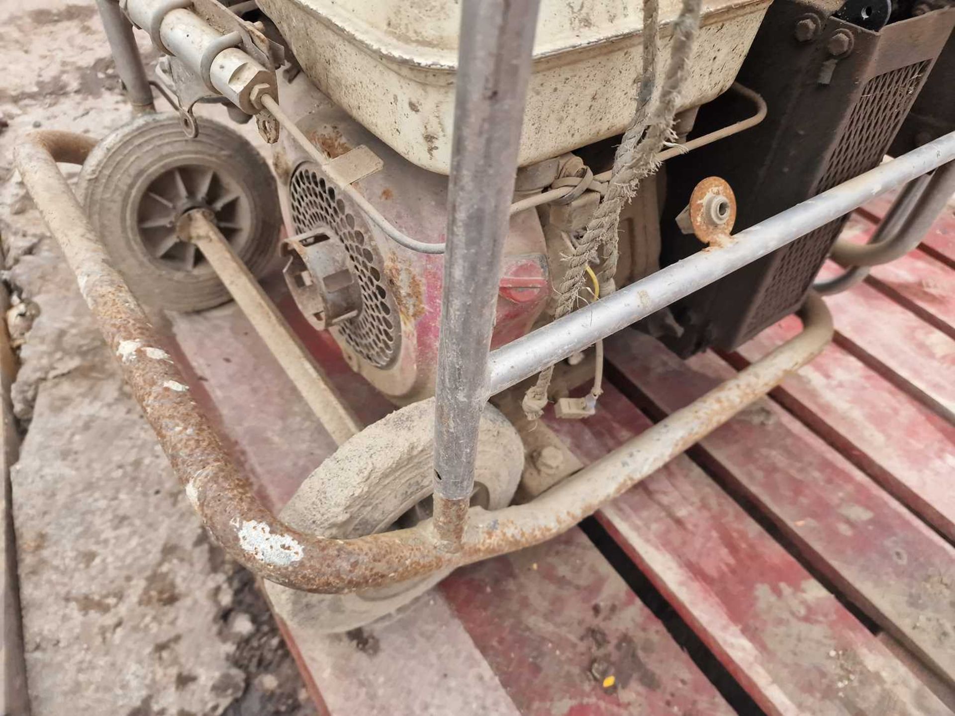 JCB Beaver Hydraulic Power Pack, Honda Engine,  with Jack Hammer - Image 5 of 9