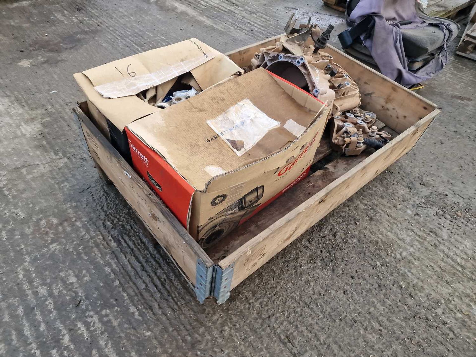 Pallet of Turbos & Gear Box - Image 4 of 7