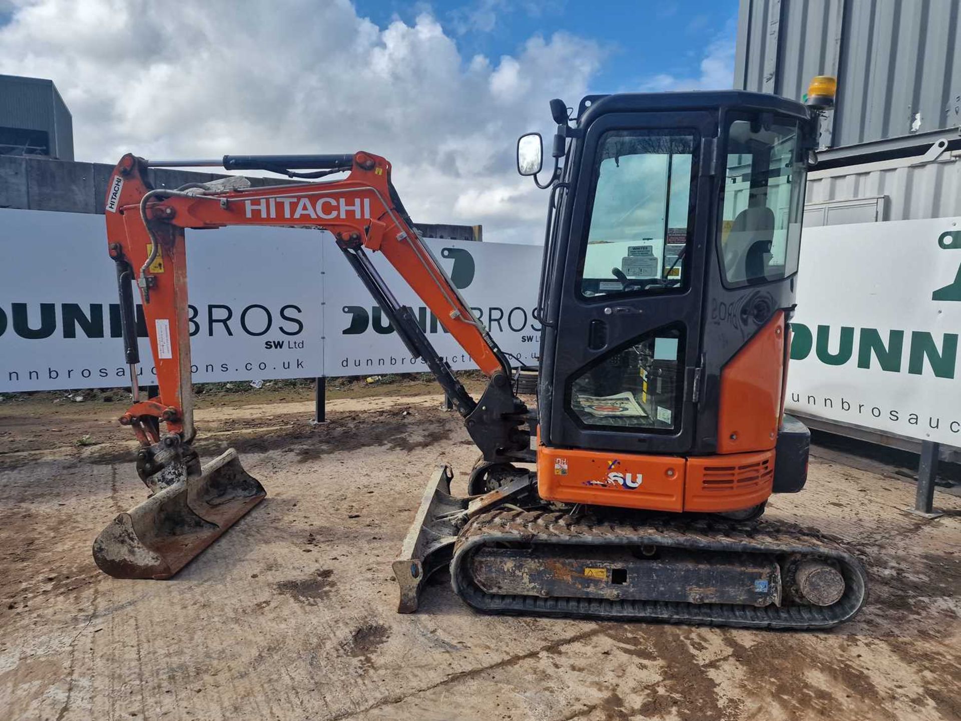 2019 Hitachi ZX26U-6 Rubber Tracks, Blade, Offset, Whites Manual QH, Piped, 48” Bucket - Image 2 of 66