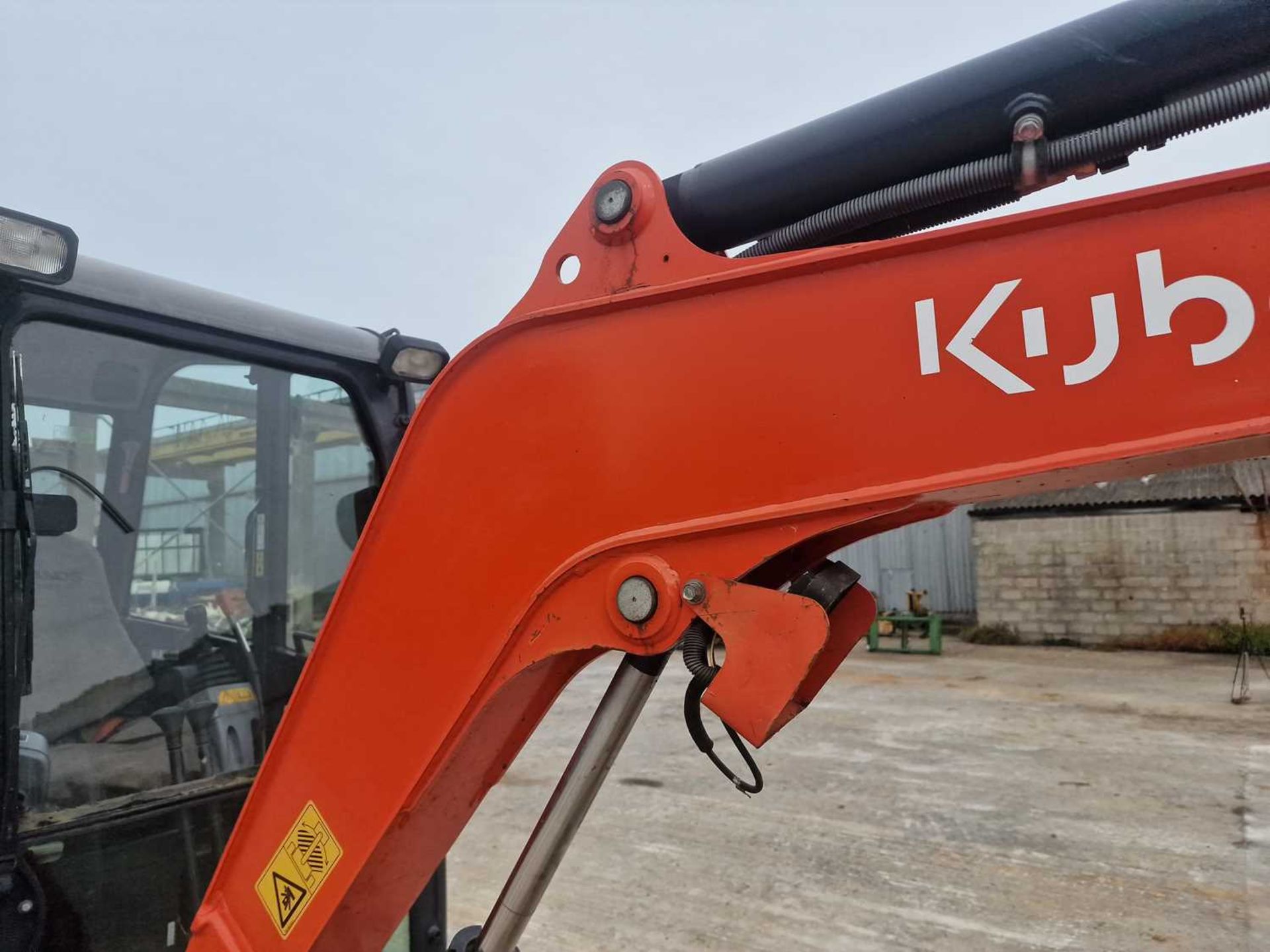 2016 Kubota U27-4 Rubber Tracks, Blade, Offset, Strickland Manual QH, Piped, 48", 24", 18" Bucket - Image 48 of 70