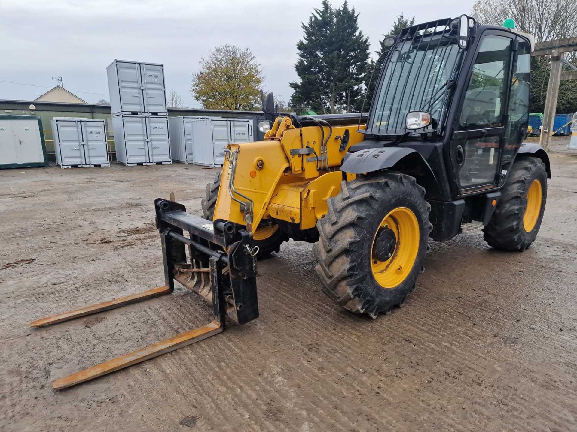 2015 JCB 535-95 Turbo Powershift Telehandler, Reverse Camera, WLI, Forks (EPA Compliant)