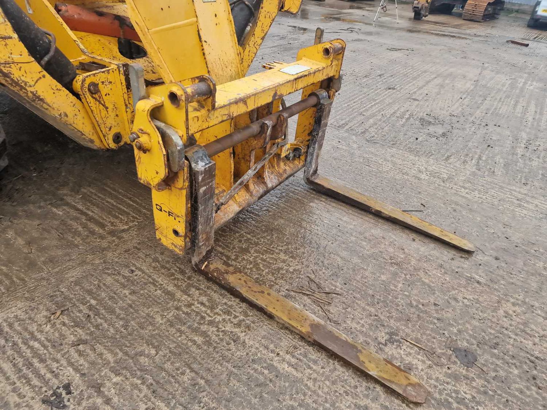 2015 JCB 540-140 Turbo Powershift Telehandler, Sway, Reverse Camera, WLI, Forks (EPA Compliant) - Image 8 of 48