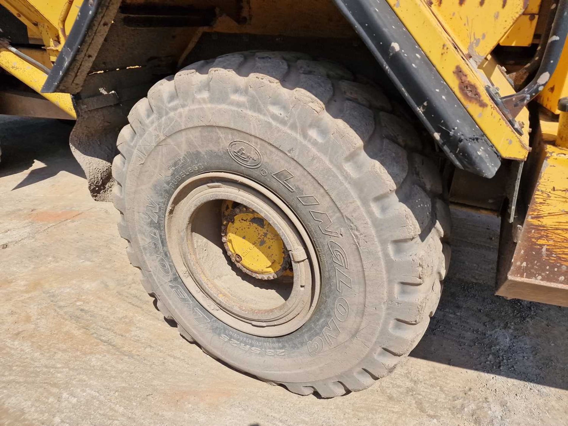 Volvo A30 6x6 Articulated Dumptruck, Reverse Camera - Image 8 of 35