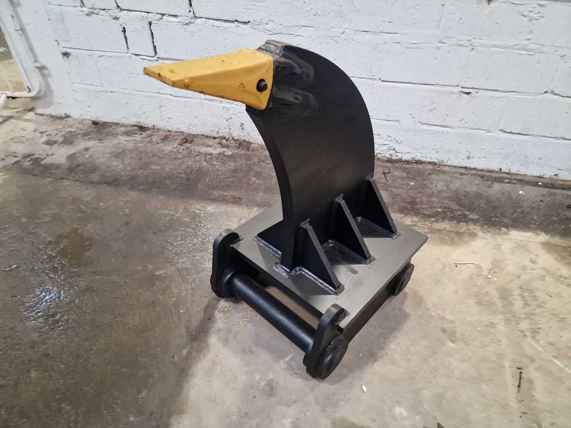 Unused Ripper 90mm Pin to suit 30 Ton Excavator