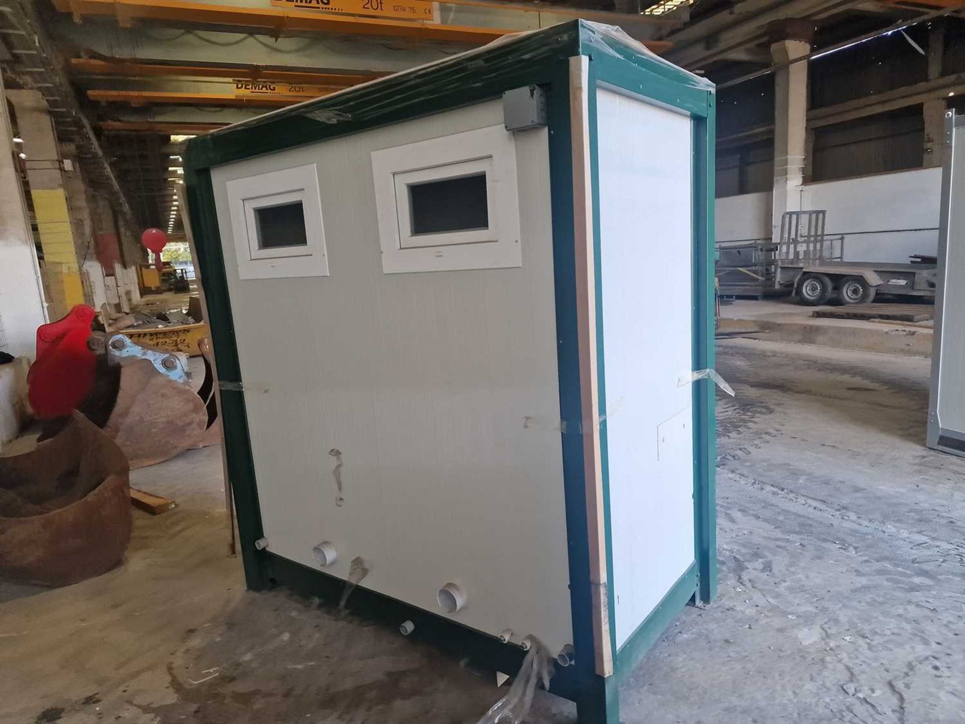 Unused Double Toilet Block, with Sink, 240Volt - Image 3 of 8