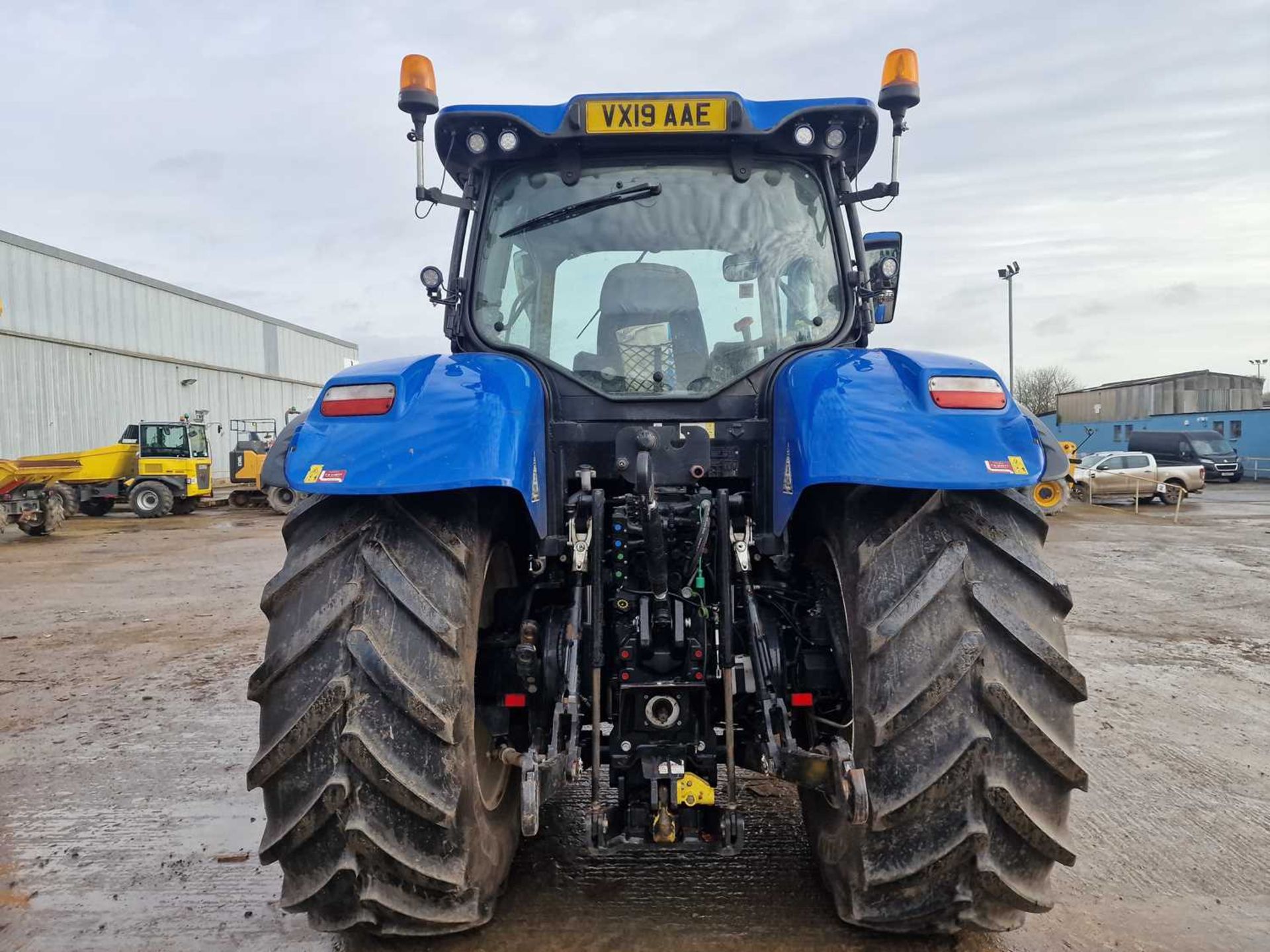 2019 New Holland T7.190 4WD Tractor, Front Suspension, Cab Suspension, Air Brakes, 4 Spool Valves, P - Image 4 of 27
