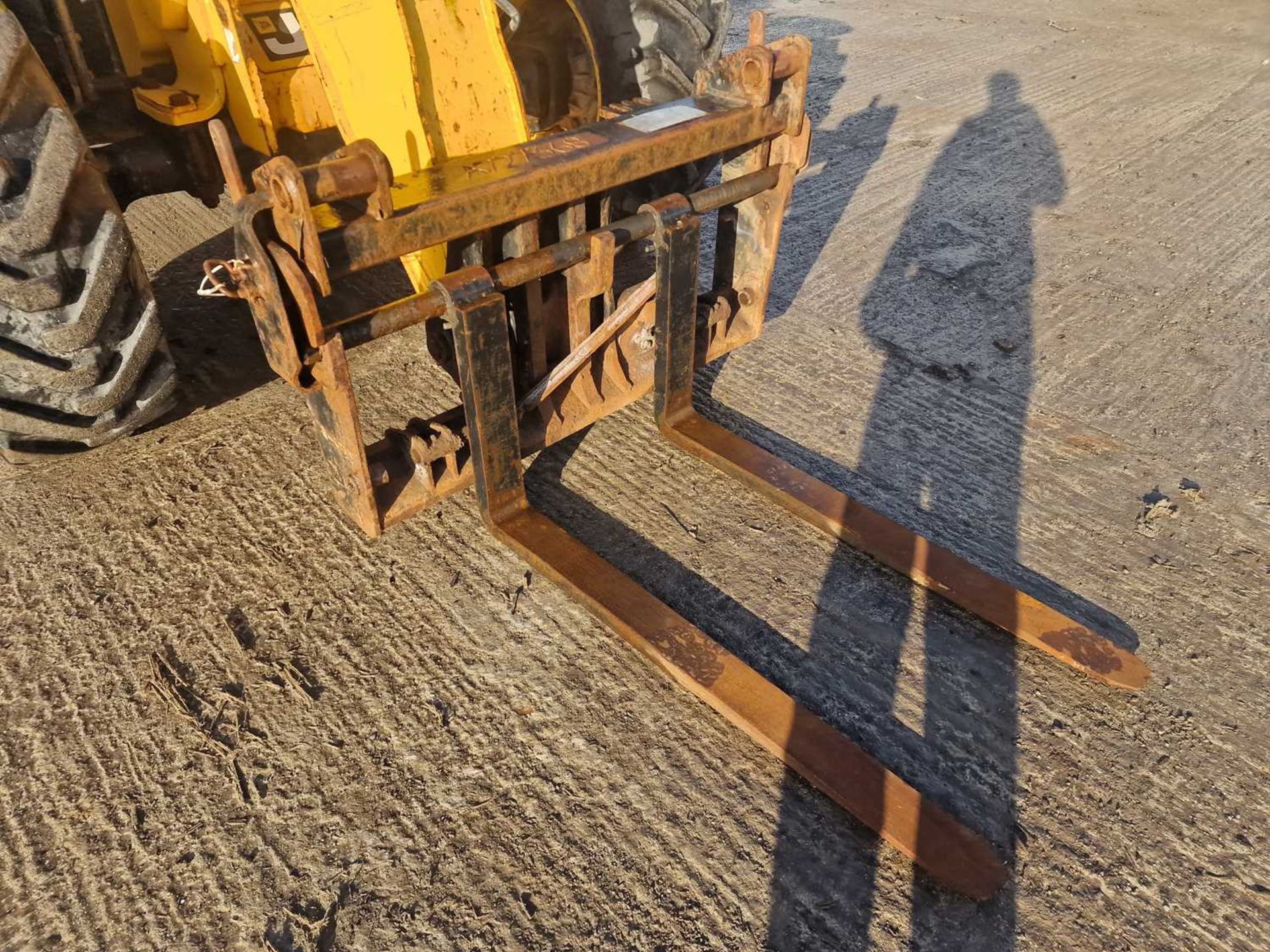 2016 JCB 535-95 Turbo Powershift Telehandler, Reverse Camera, WLI, Forks (EPA Compliant) - Image 56 of 72