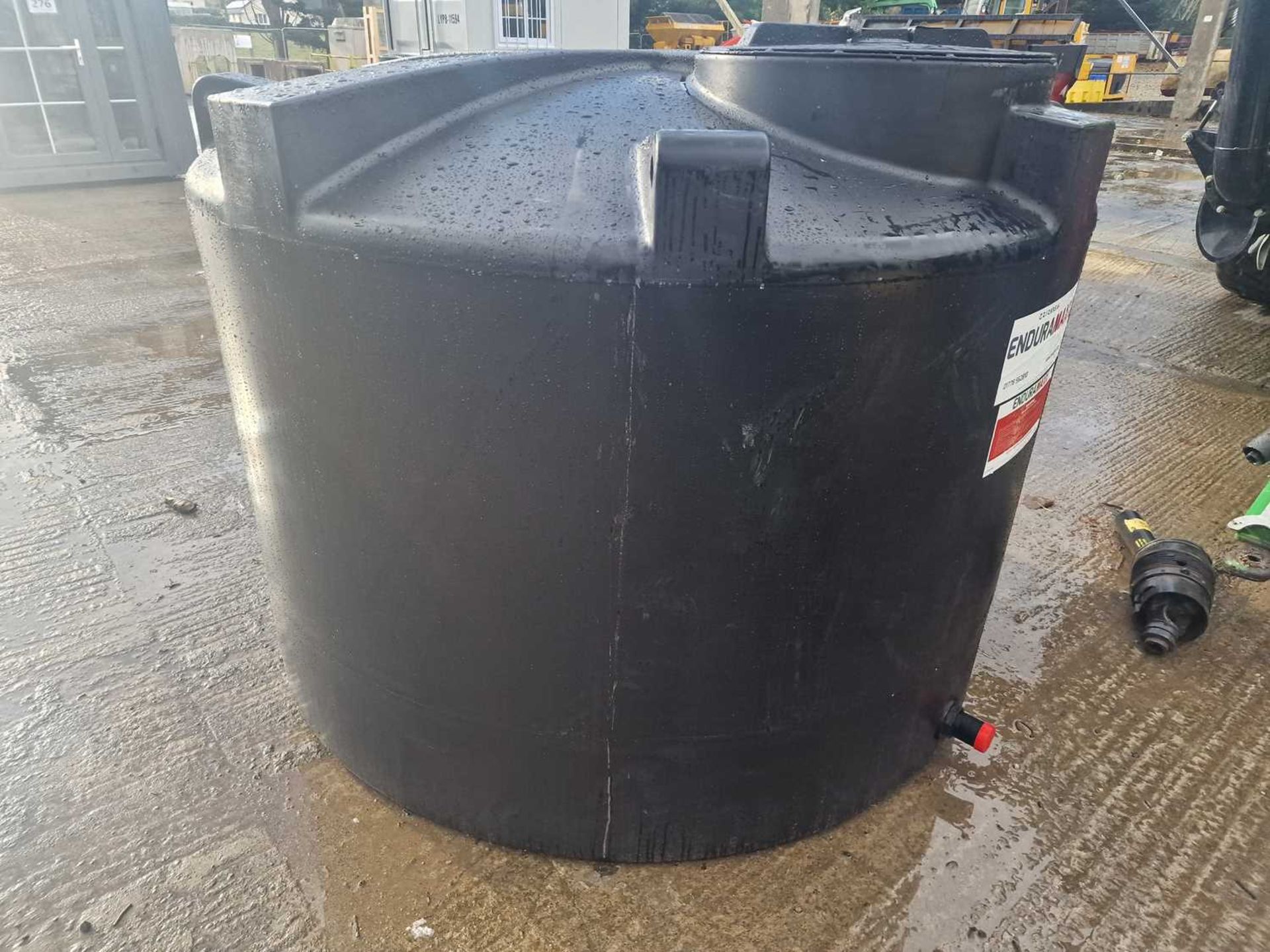 2023 Unused Enduramaxx 3,500 Litre Vertical Water Tank with 2" Outlet - Image 4 of 7